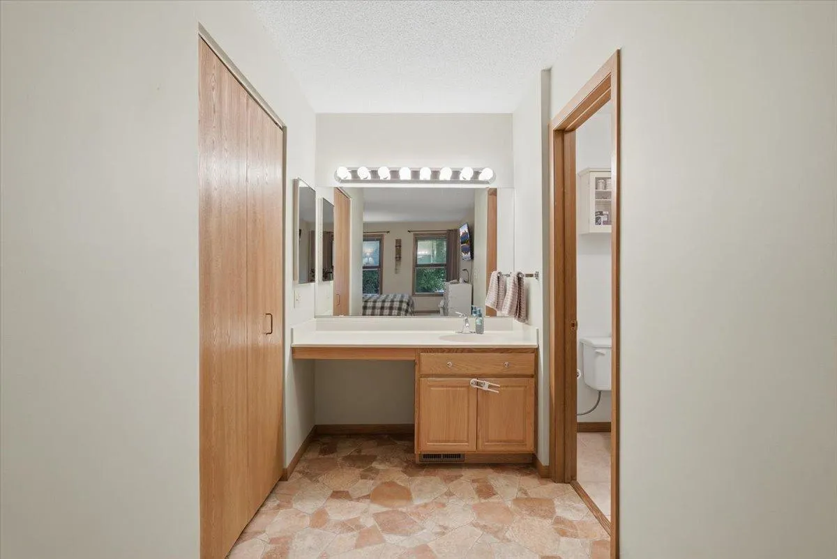 Photo 15 of 1381 Berry Ridge Road Unit 404