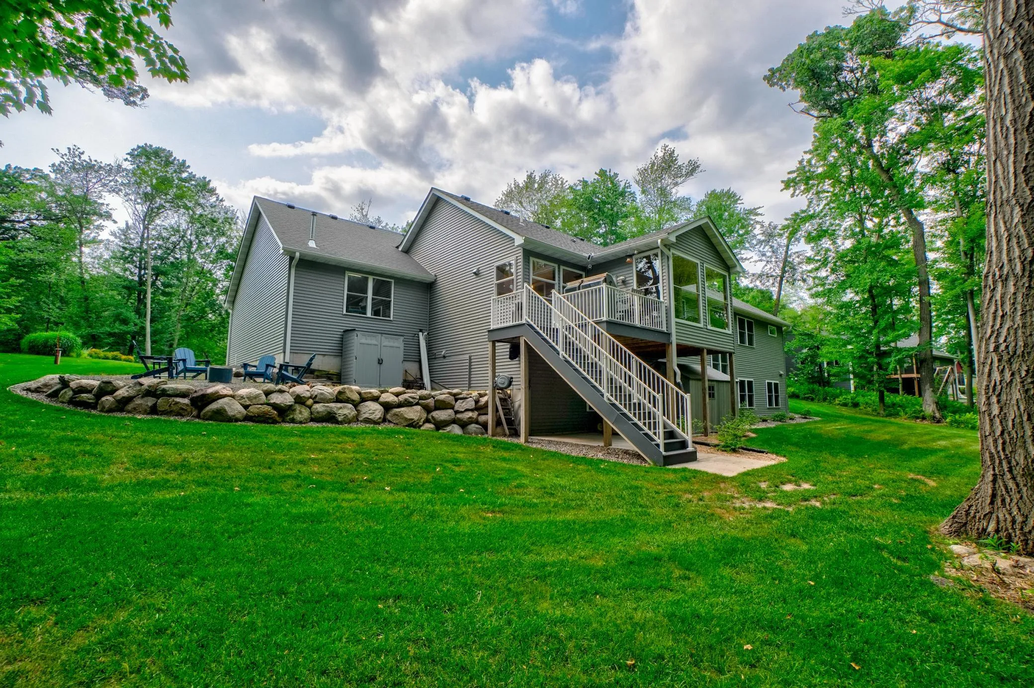 Photo 52 of 19180 Meadowridge Ln N Circle