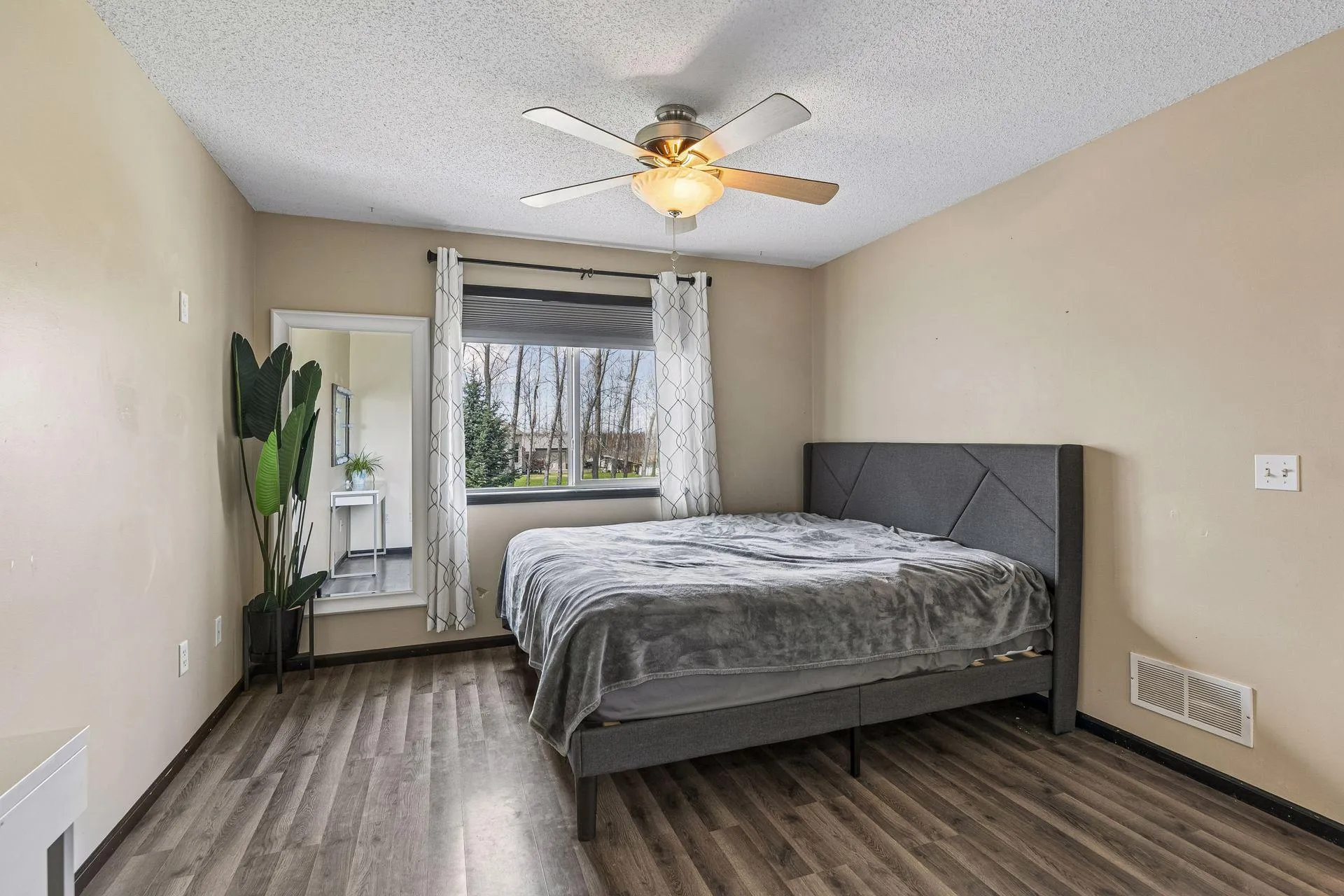 Photo 13 of 13556 355th Street