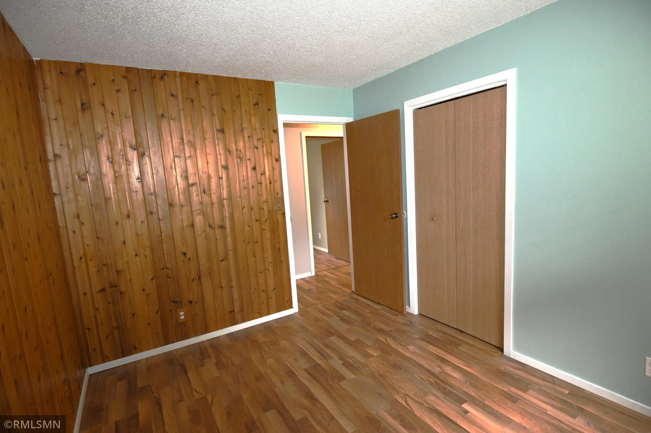 Photo 14 of 653 N 2nd Street