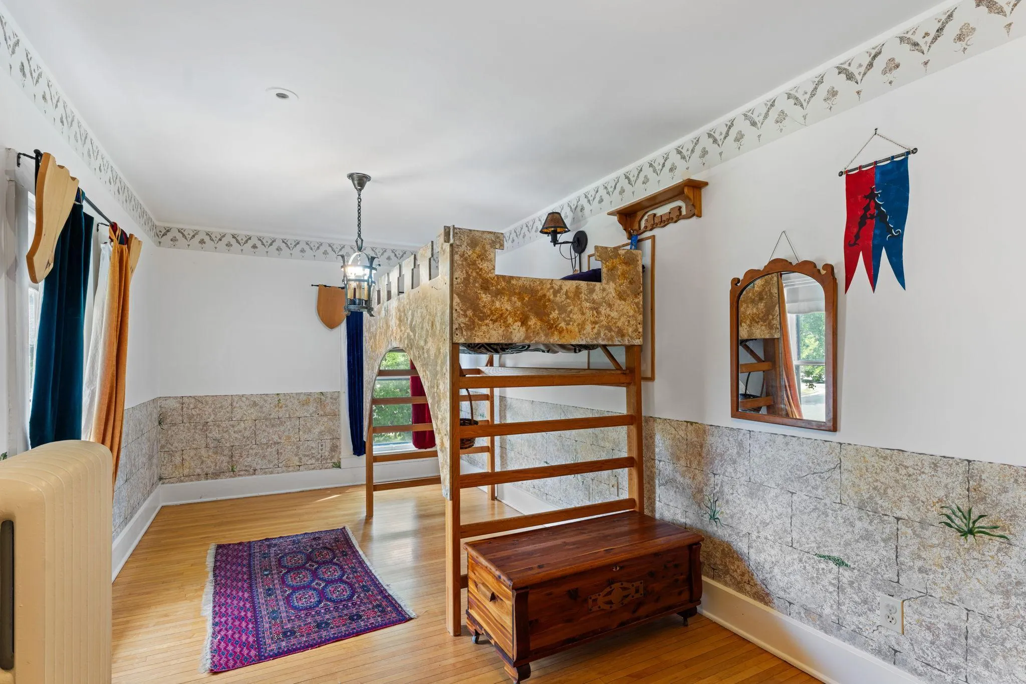Photo 82 of 718 Vermillion Street