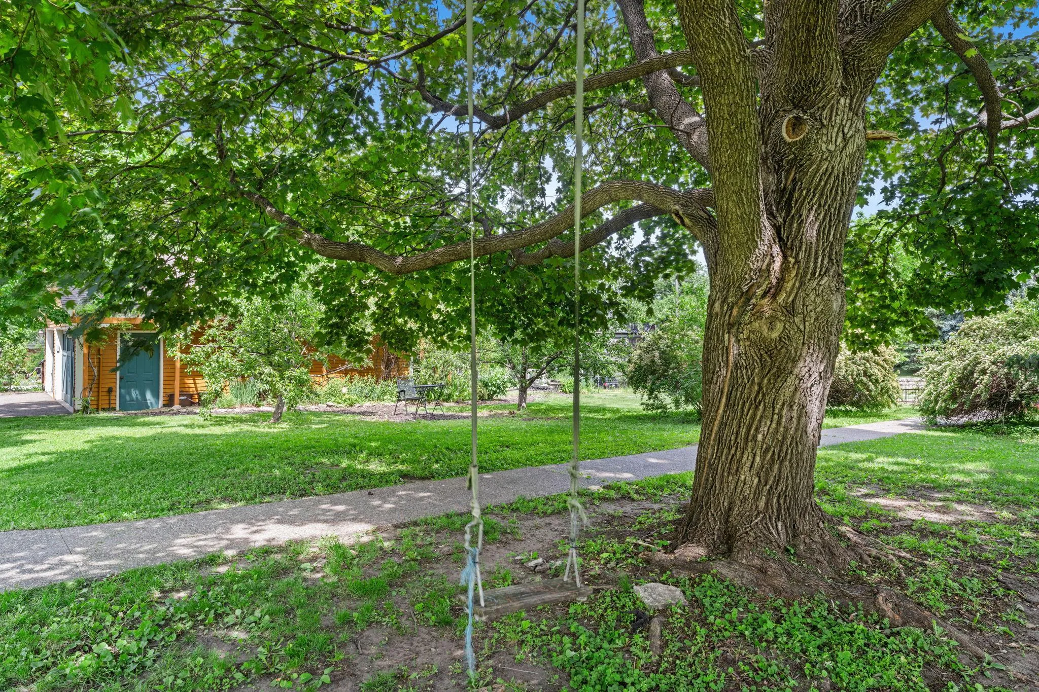 Photo 96 of 718 Vermillion Street