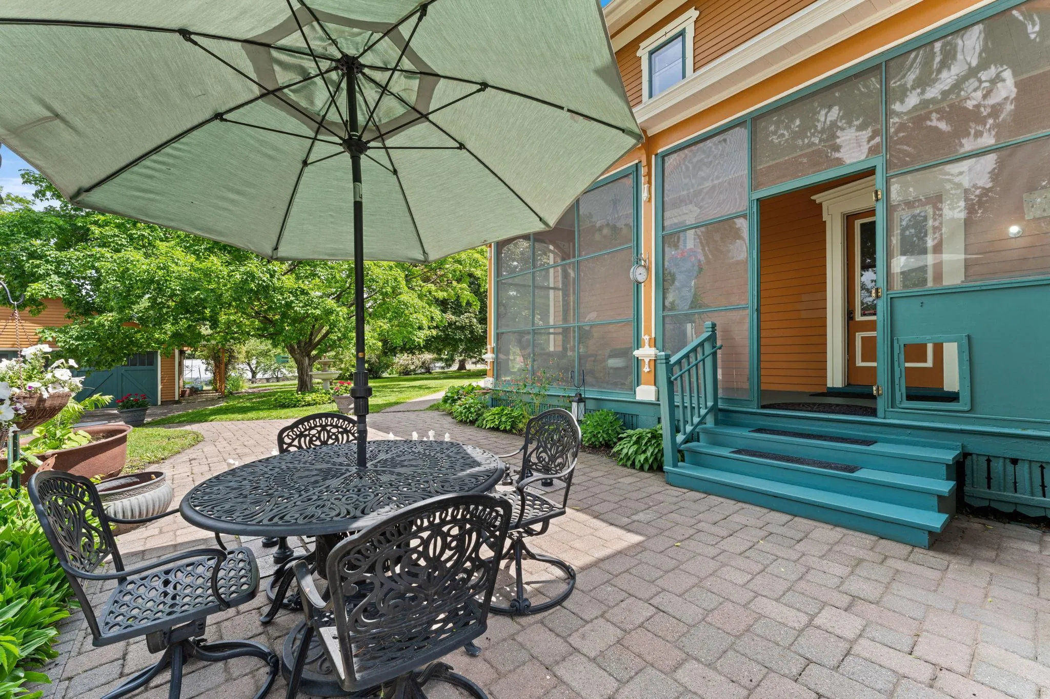 Photo 84 of 718 Vermillion Street