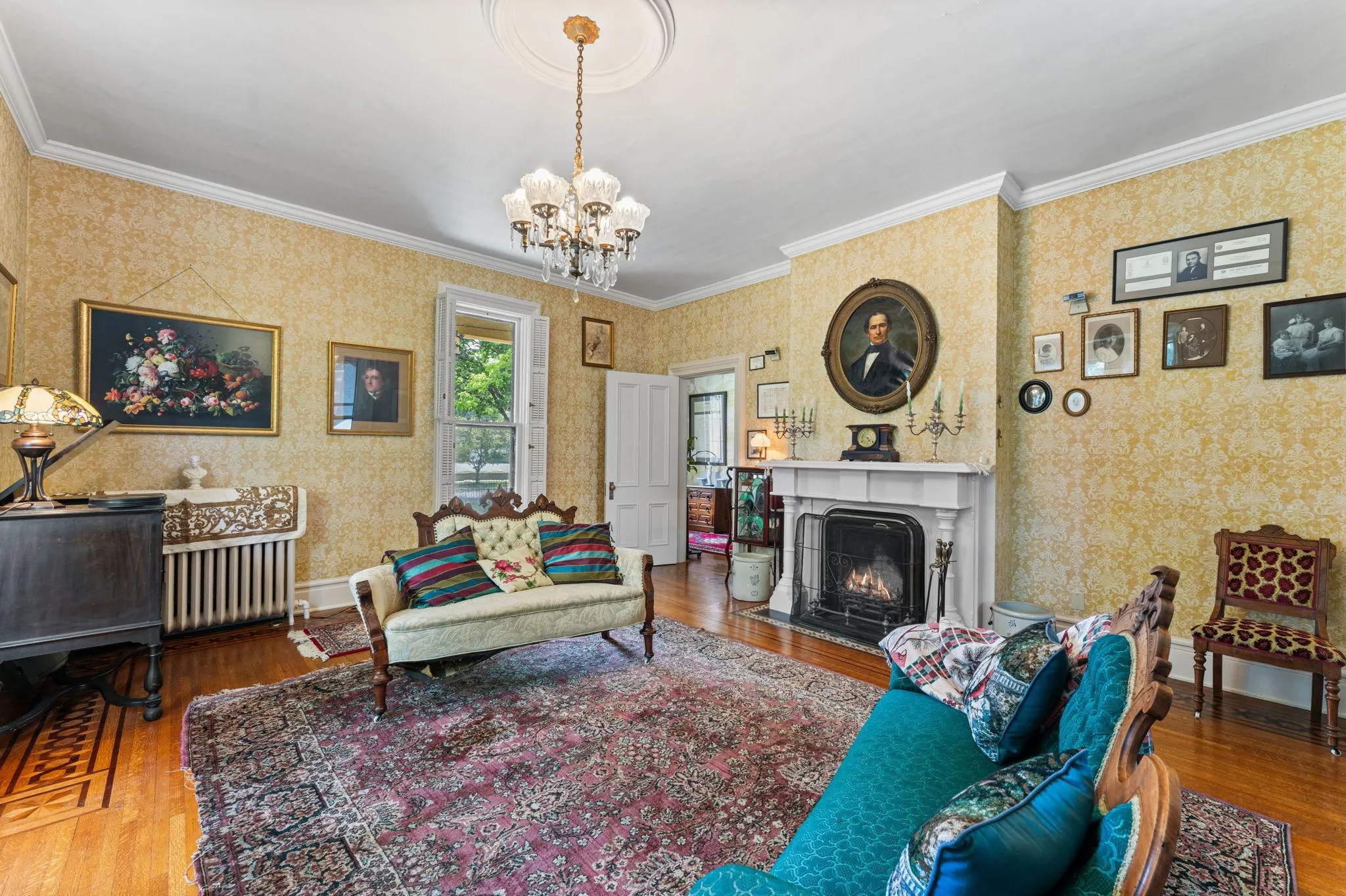 Photo 9 of 718 Vermillion Street