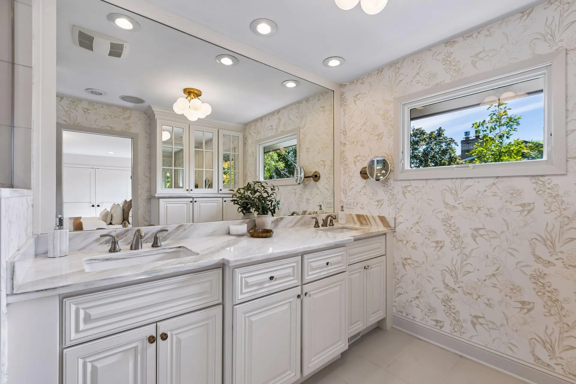 Photo 12 of 5708 Camelback Drive