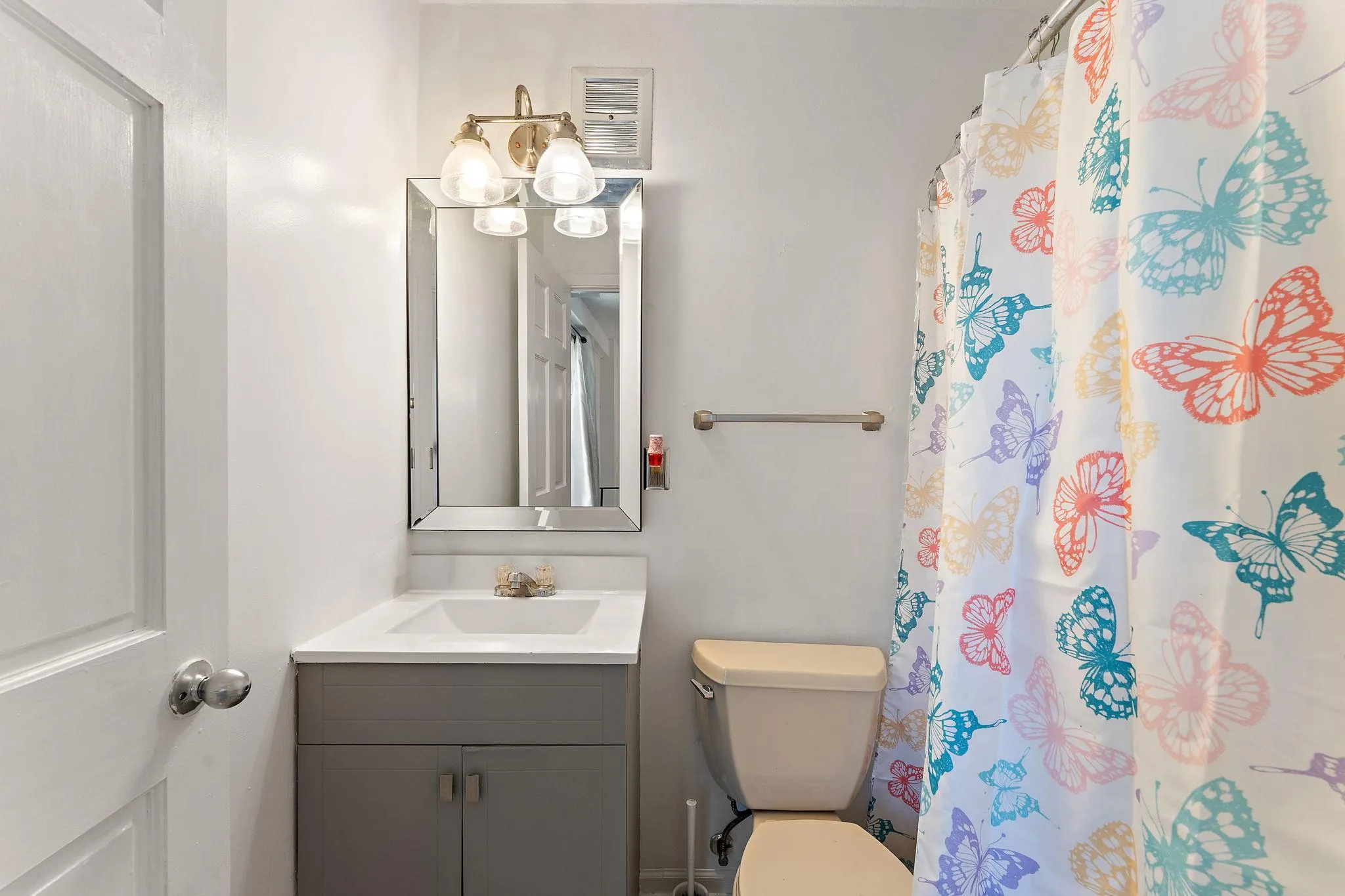 Photo 16 of 1501 American E Boulevard Unit 204