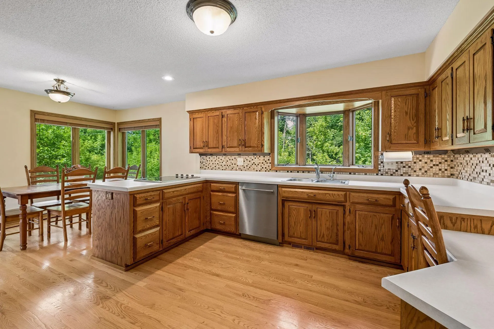 Photo 11 of 10416 Briar Circle