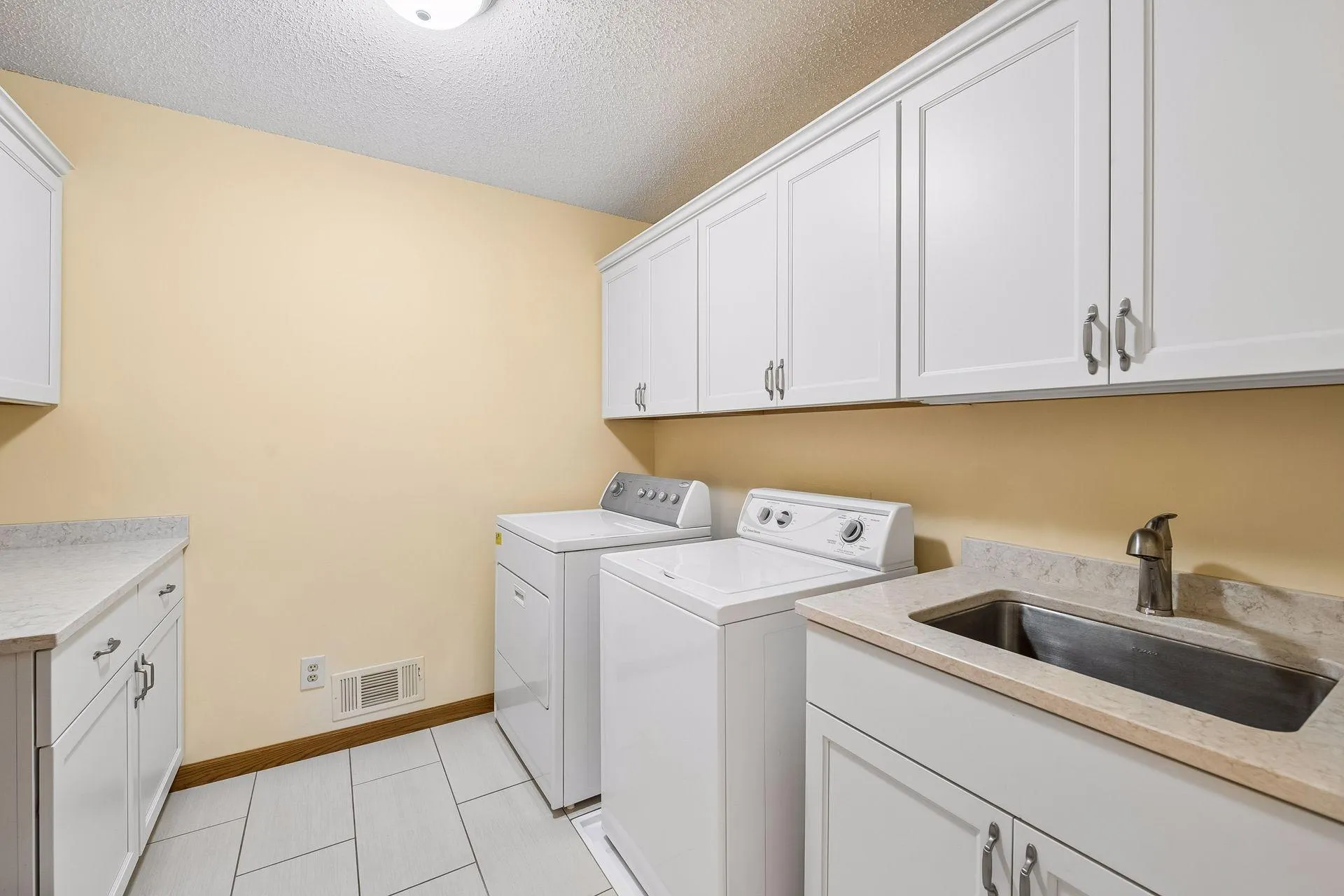 Photo 16 of 10416 Briar Circle