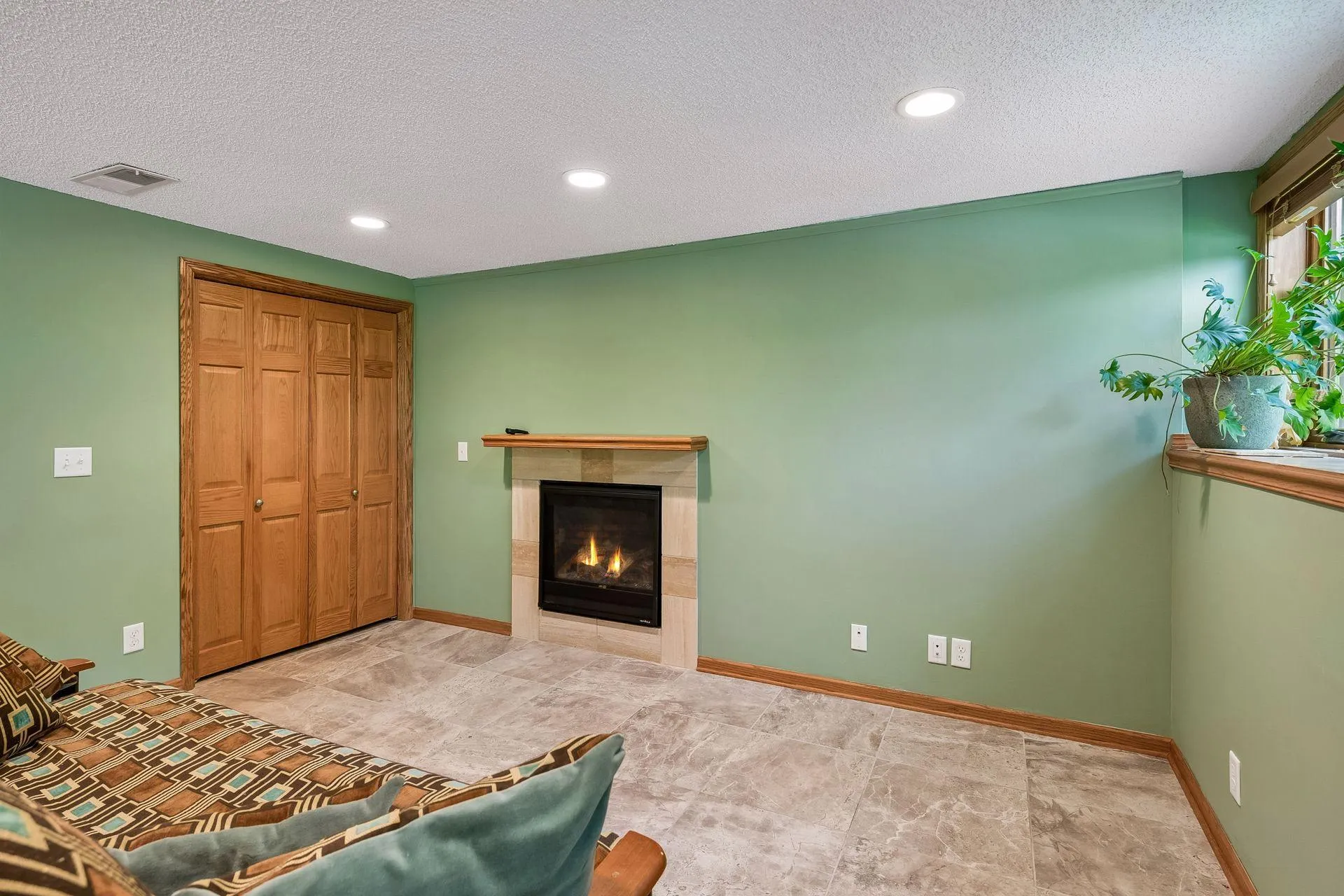 Photo 22 of 10416 Briar Circle