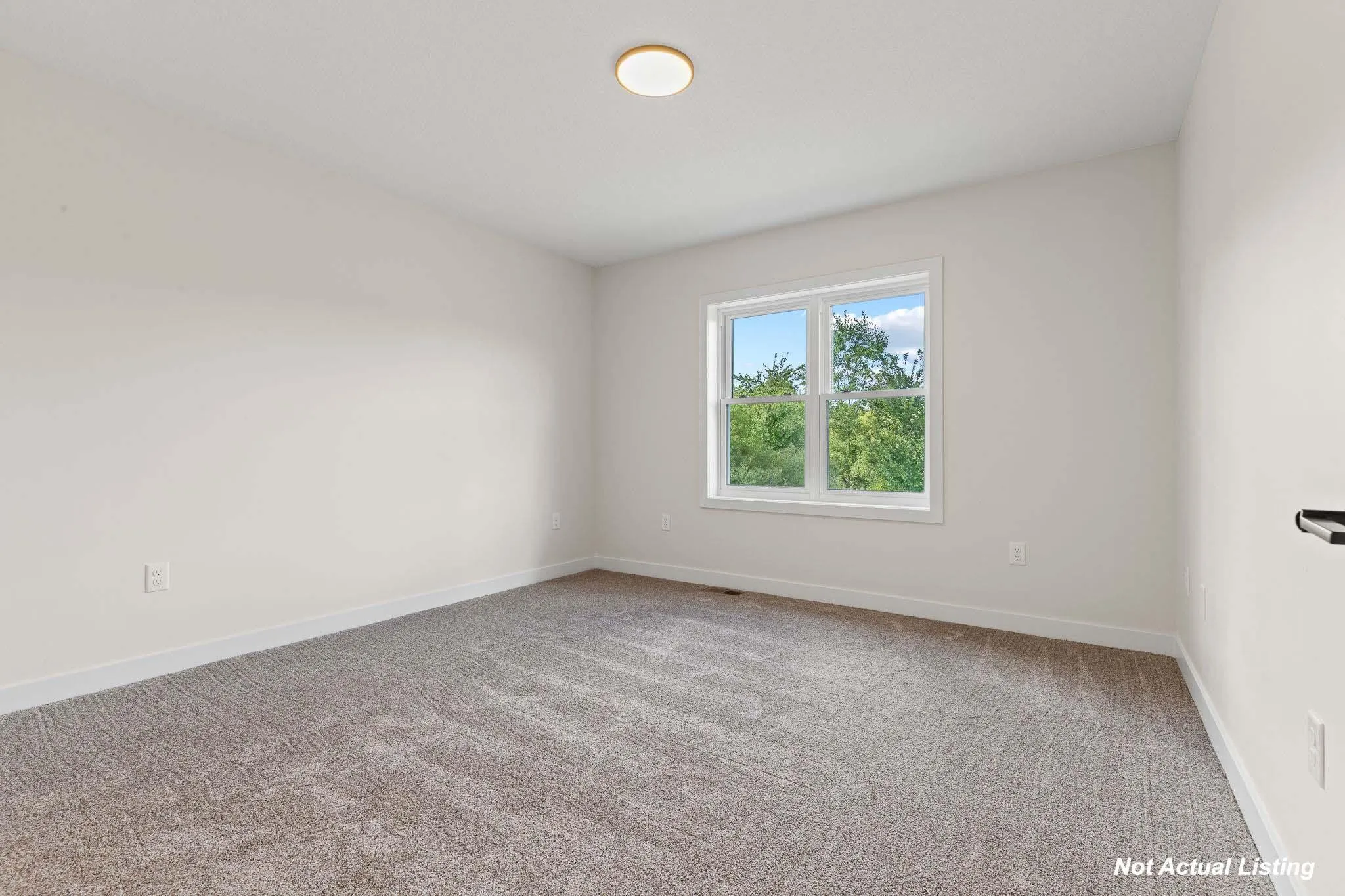 Photo 15 of 415 Finvold Street