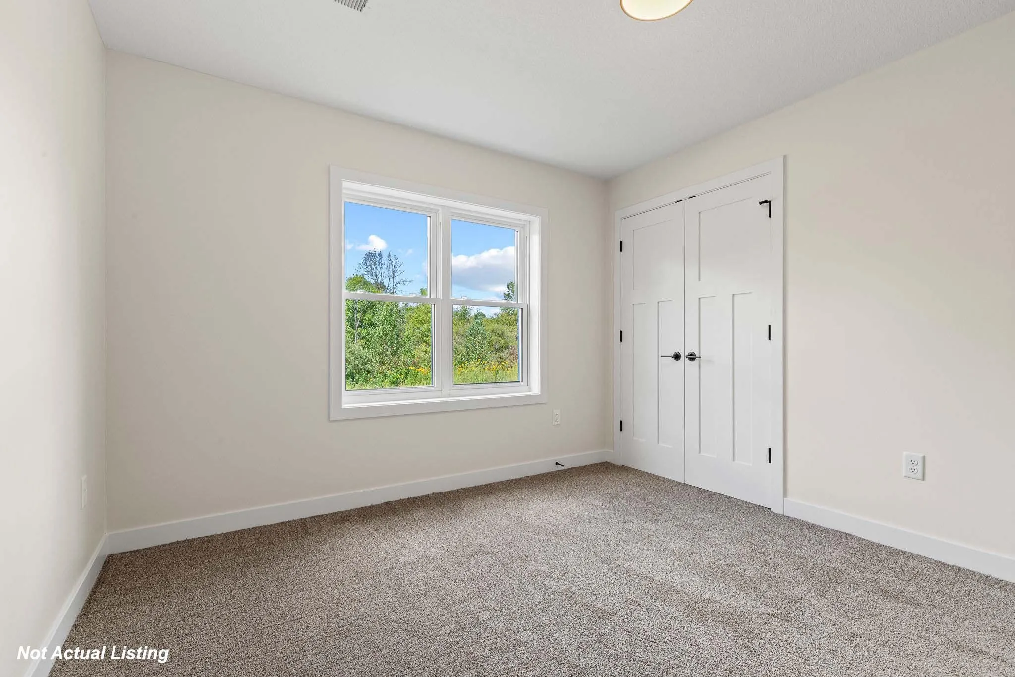 Photo 14 of 415 Finvold Street