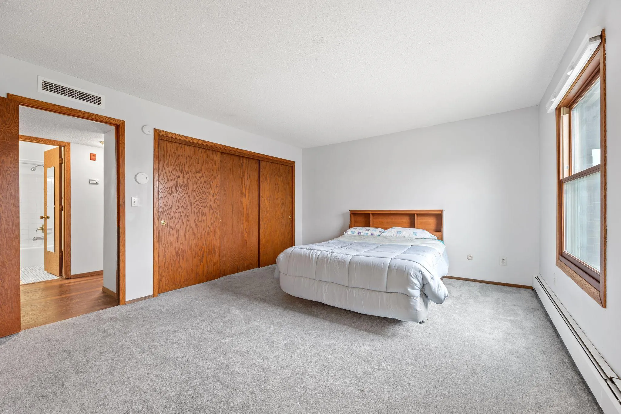 Photo 9 of 2250 Midland Grove Road Unit 307