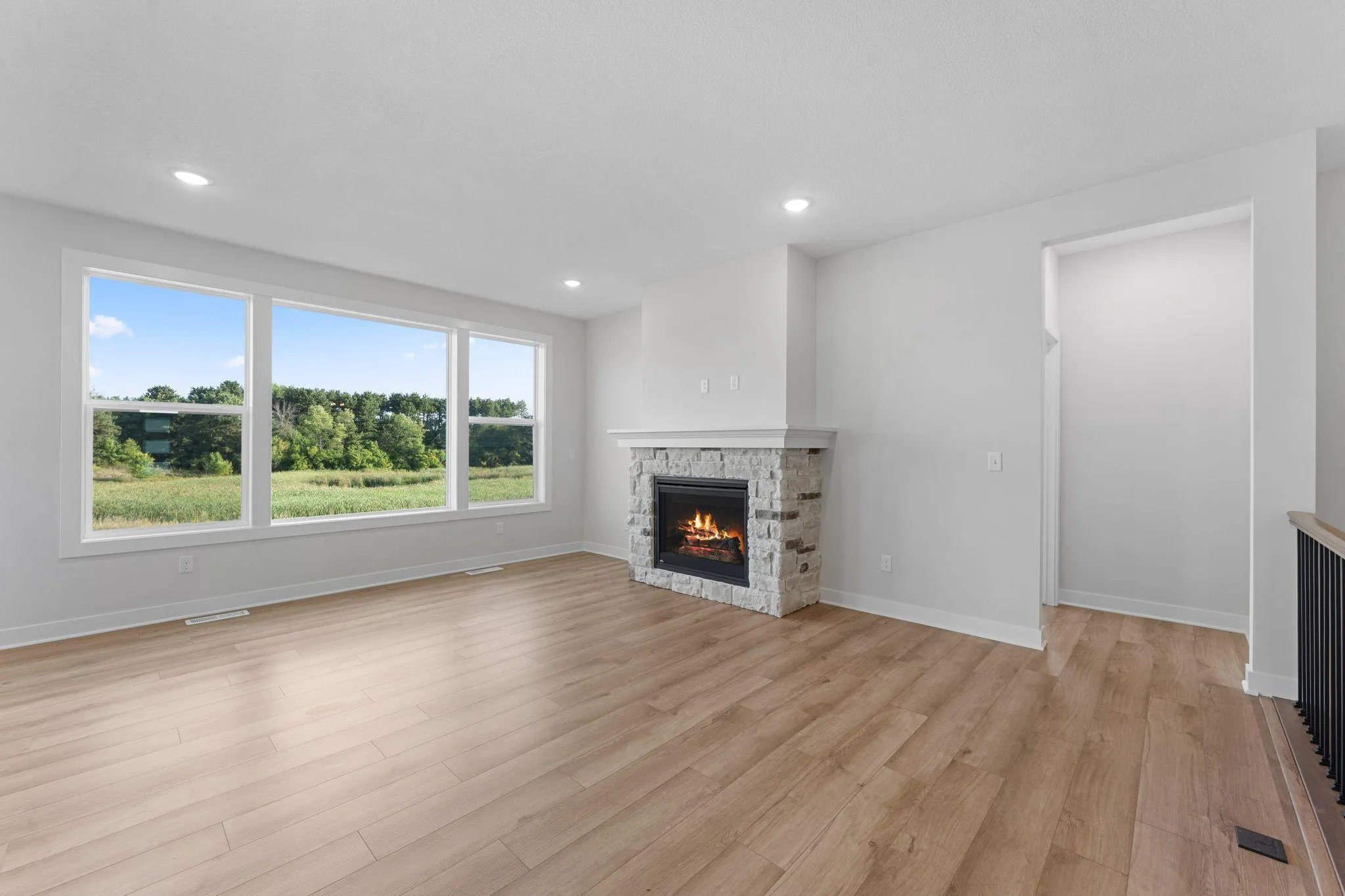 Photo 5 of 1575 Applegate Road