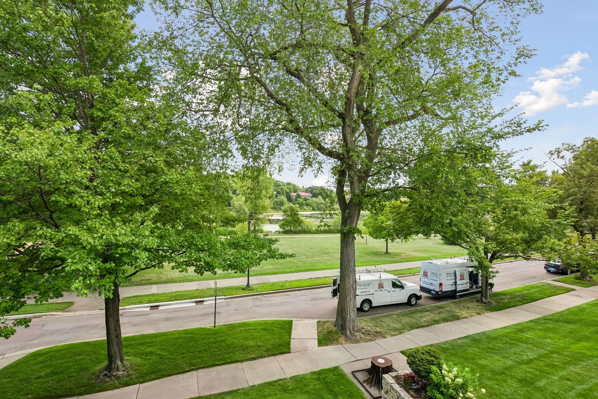 Photo 65 of 2100 W Lake Of The Isles Parkway