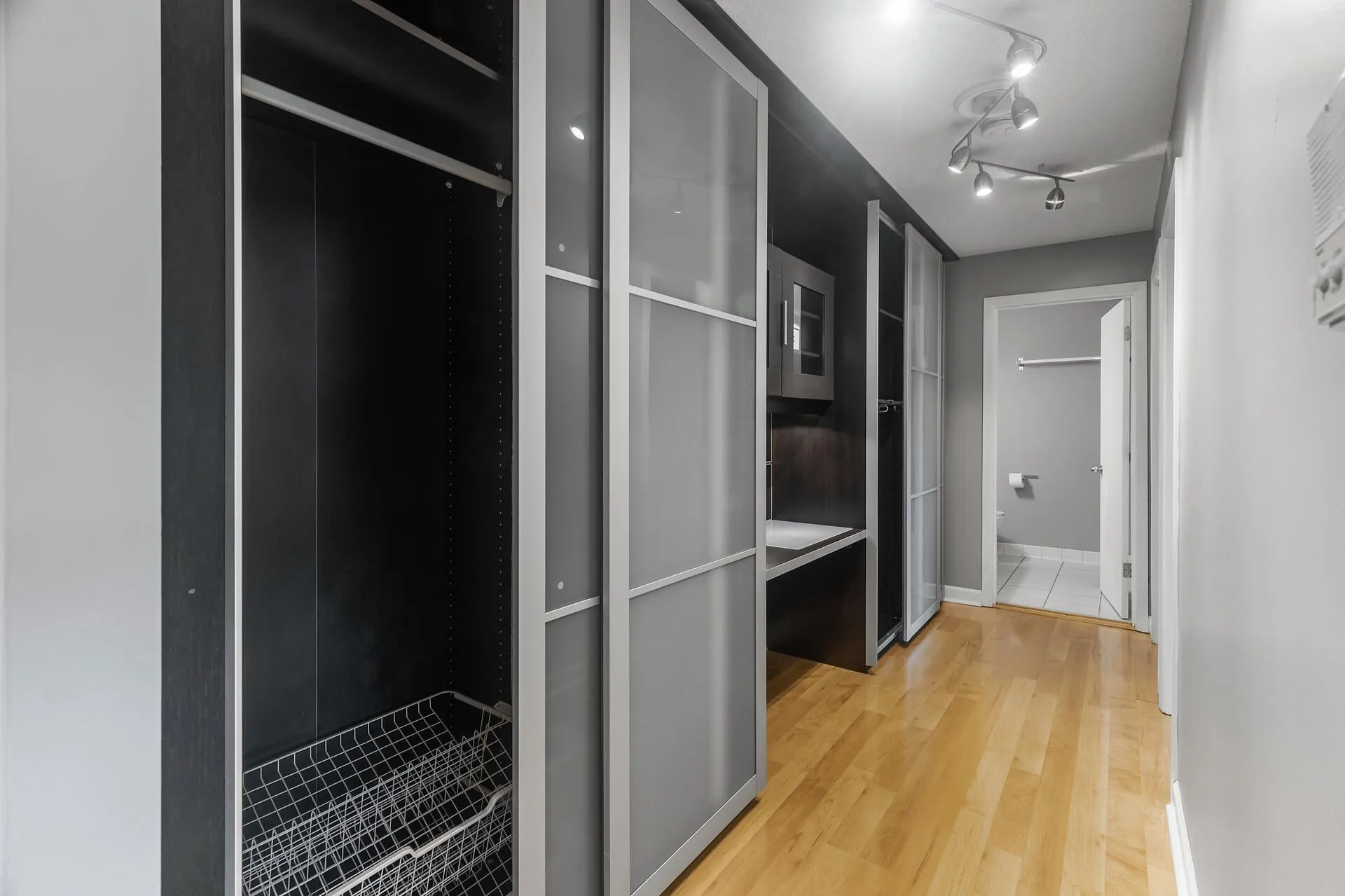 Photo 19 of 4110 Rahn Road Unit 223