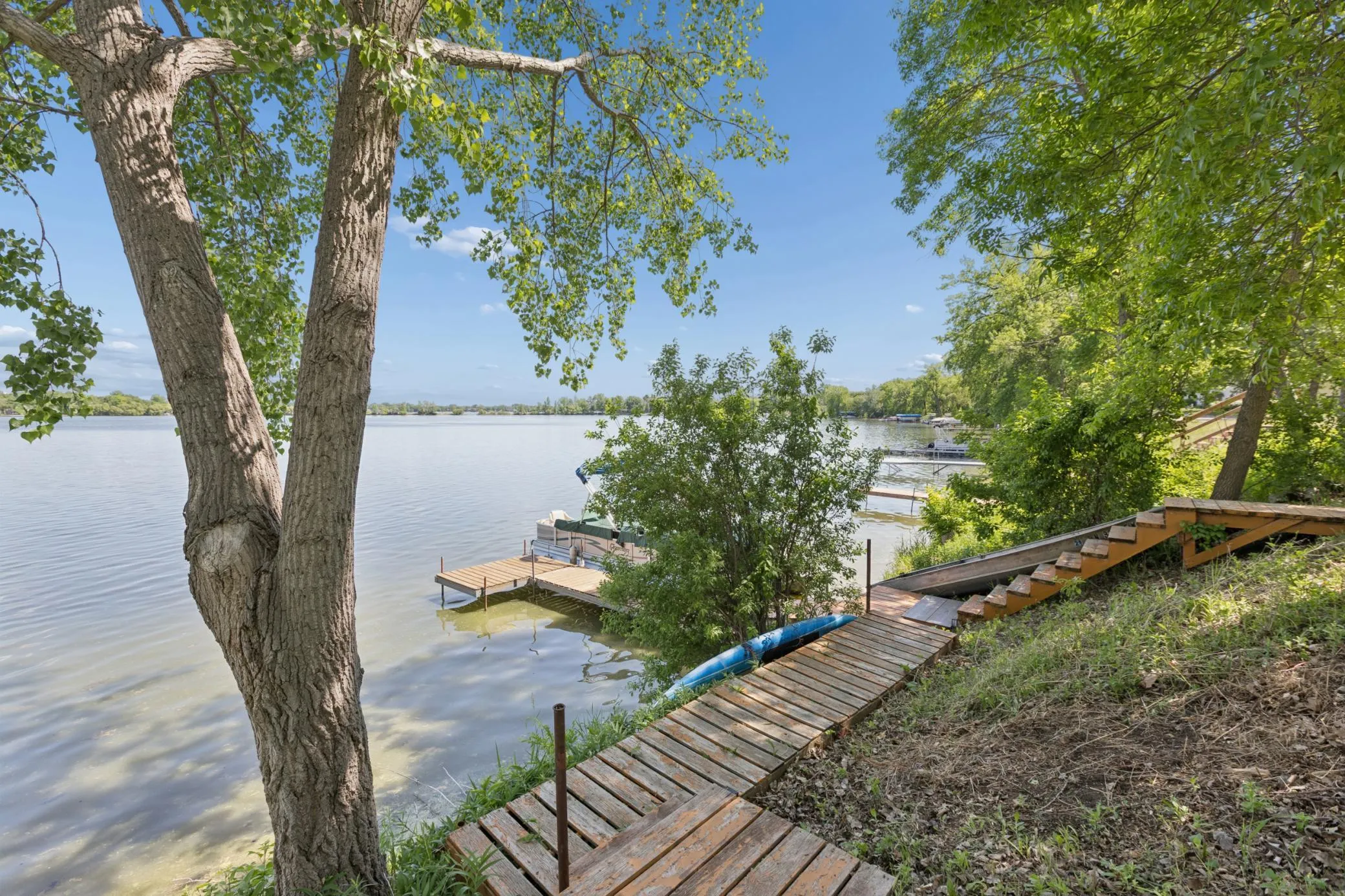 Photo 11 of 1195 Lakeshore Drive