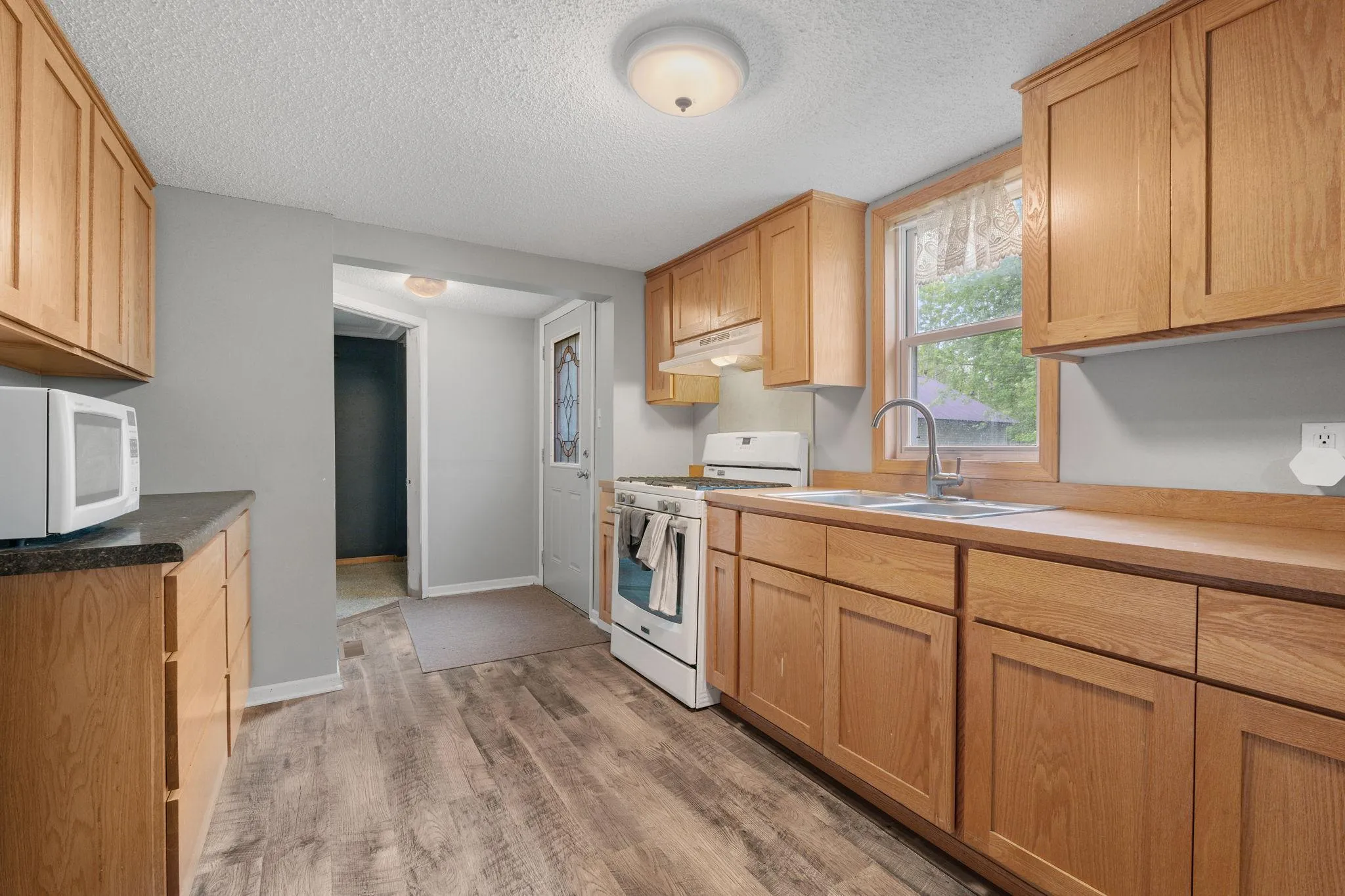 Photo 6 of 28329 99th Nw Street