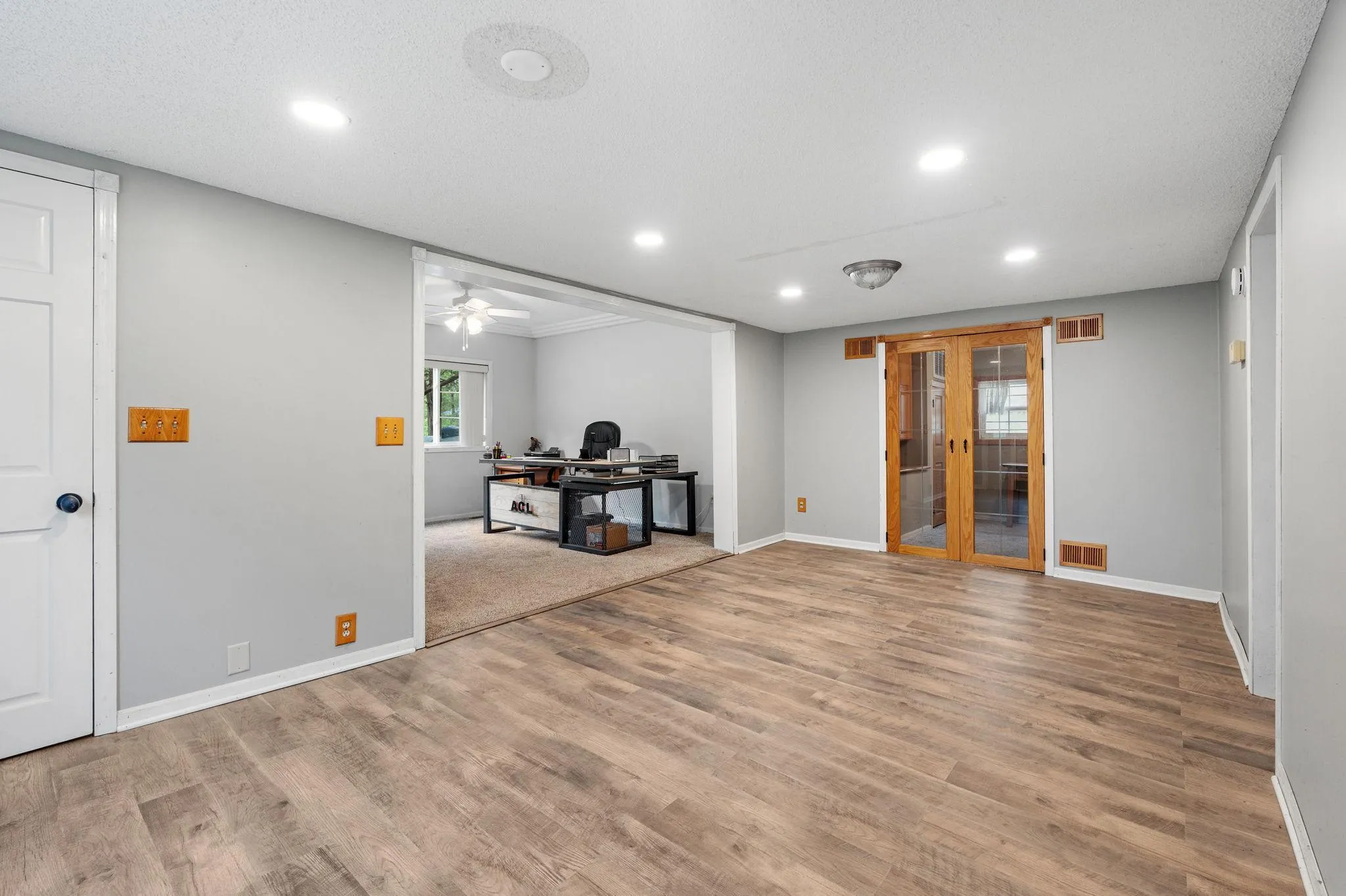 Photo 5 of 28329 99th Nw Street