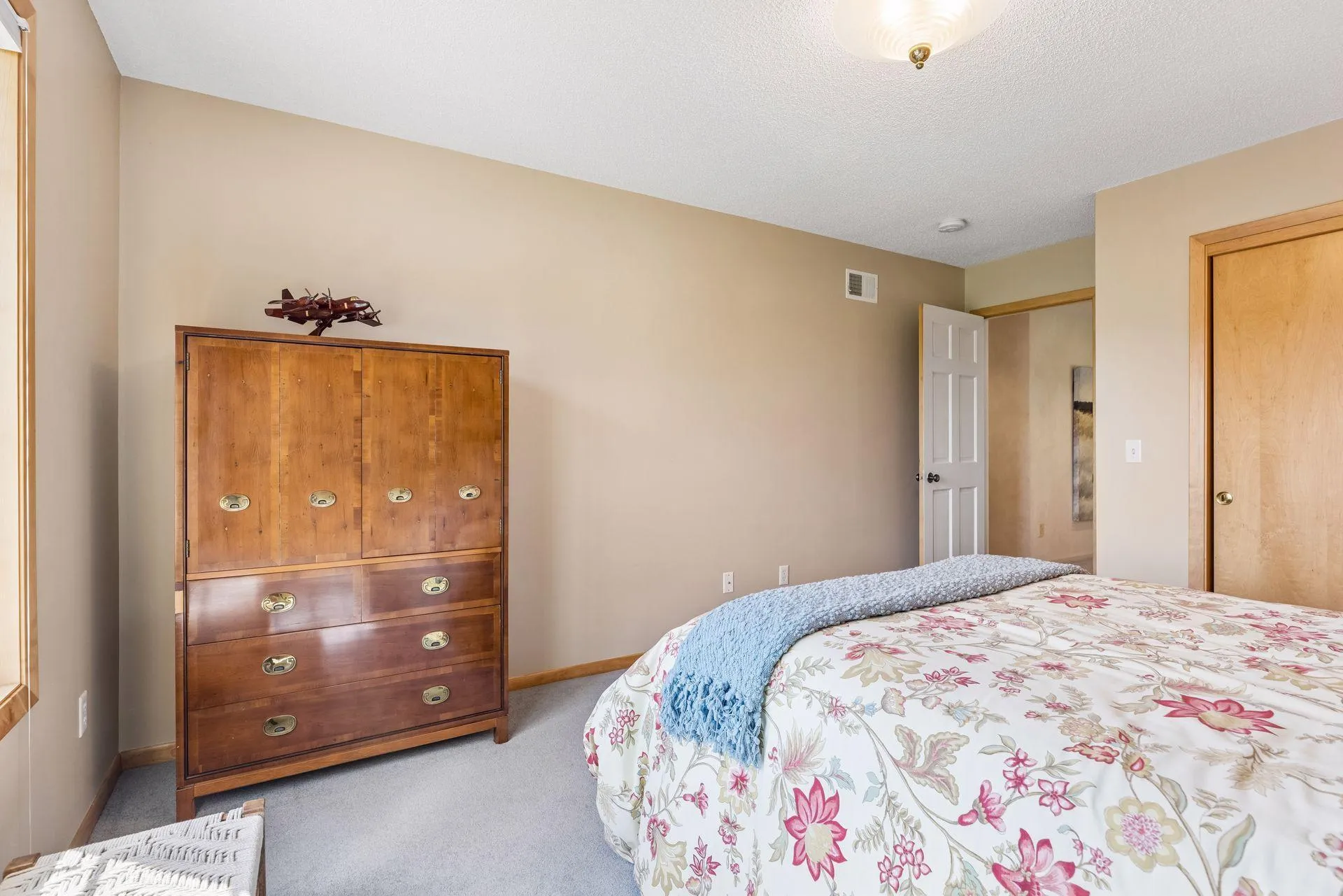 Photo 76 of 23 Scotch Pine Circle