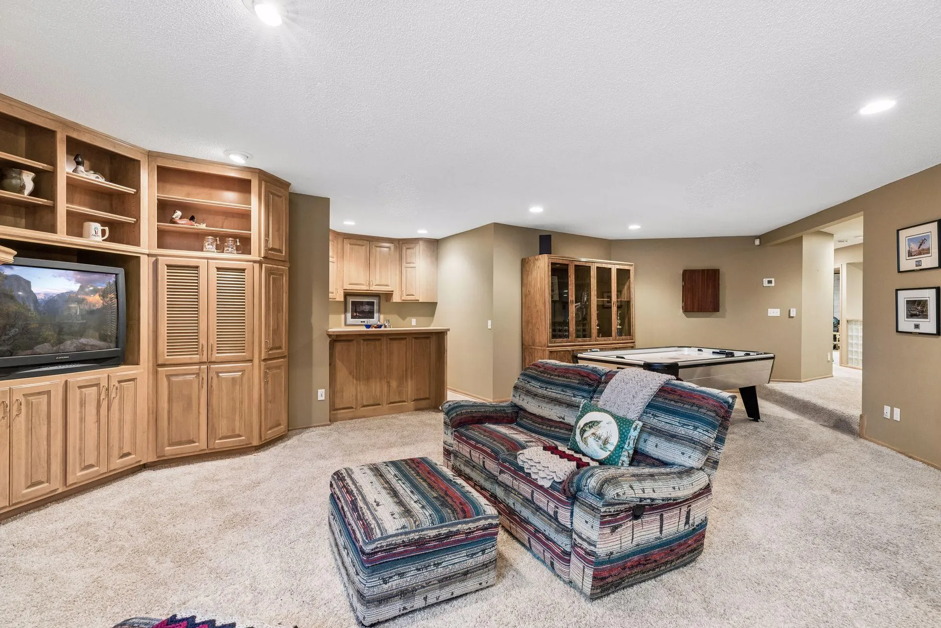 Photo 85 of 23 Scotch Pine Circle