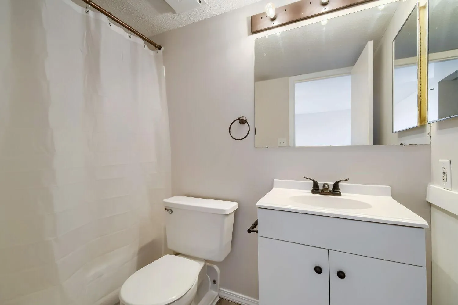 Photo 17 of 291 7th W Street Unit 1702
