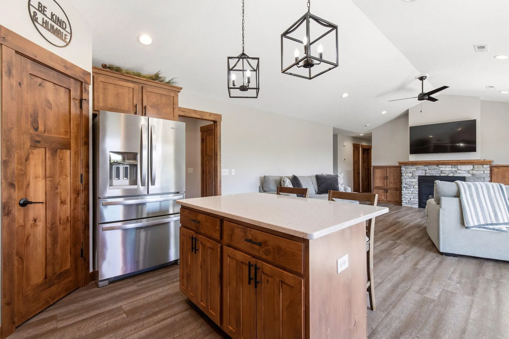 Photo 13 of 740 161st