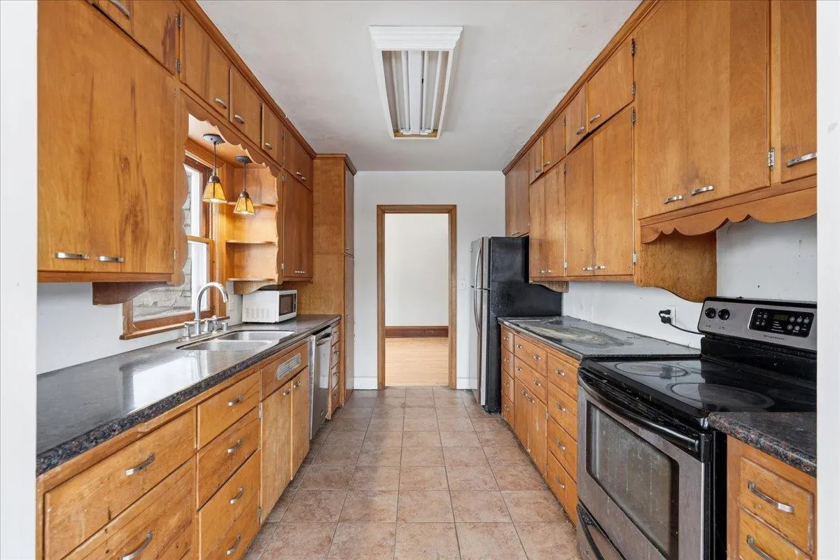 Photo 20 of 617-619 3rd Street
