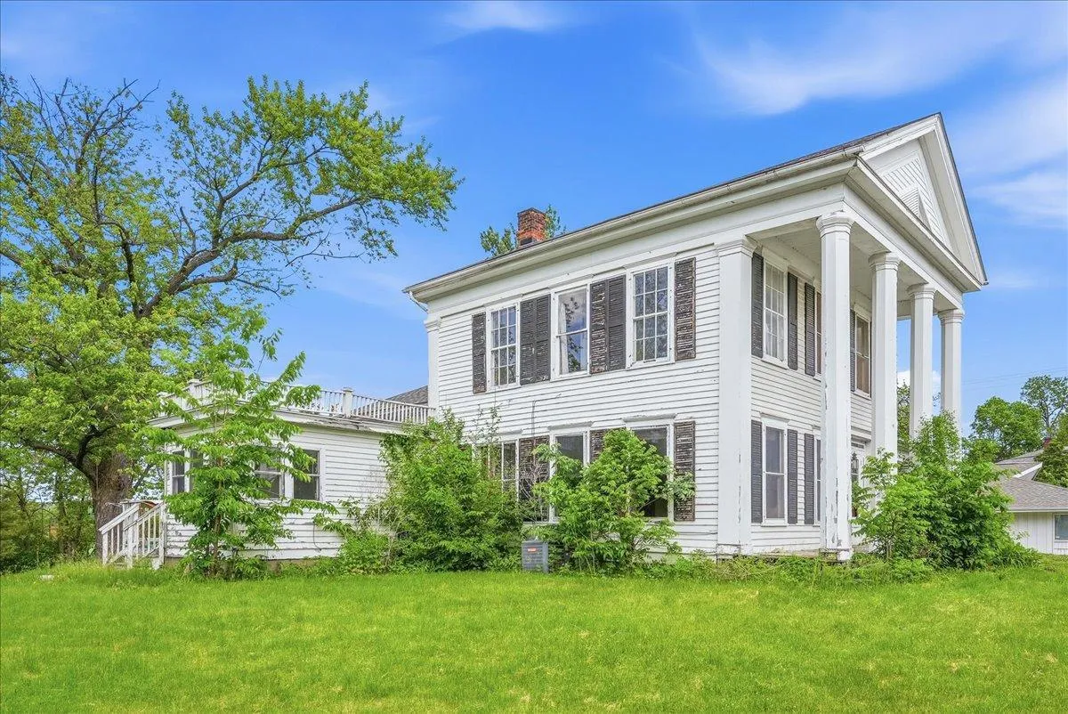 Photo 3 of 617-619 3rd Street