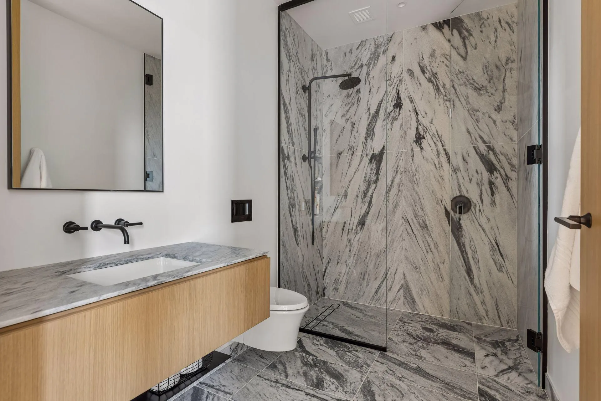 Photo 47 of 255 Hennepin Avenue Unit 3103