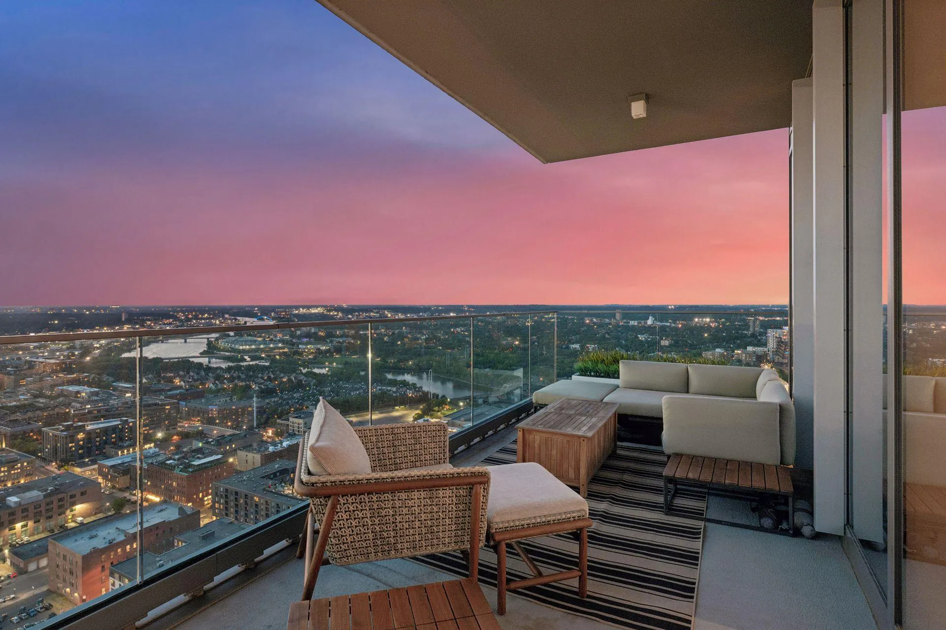 Photo 5 of 255 Hennepin Avenue Unit 3103