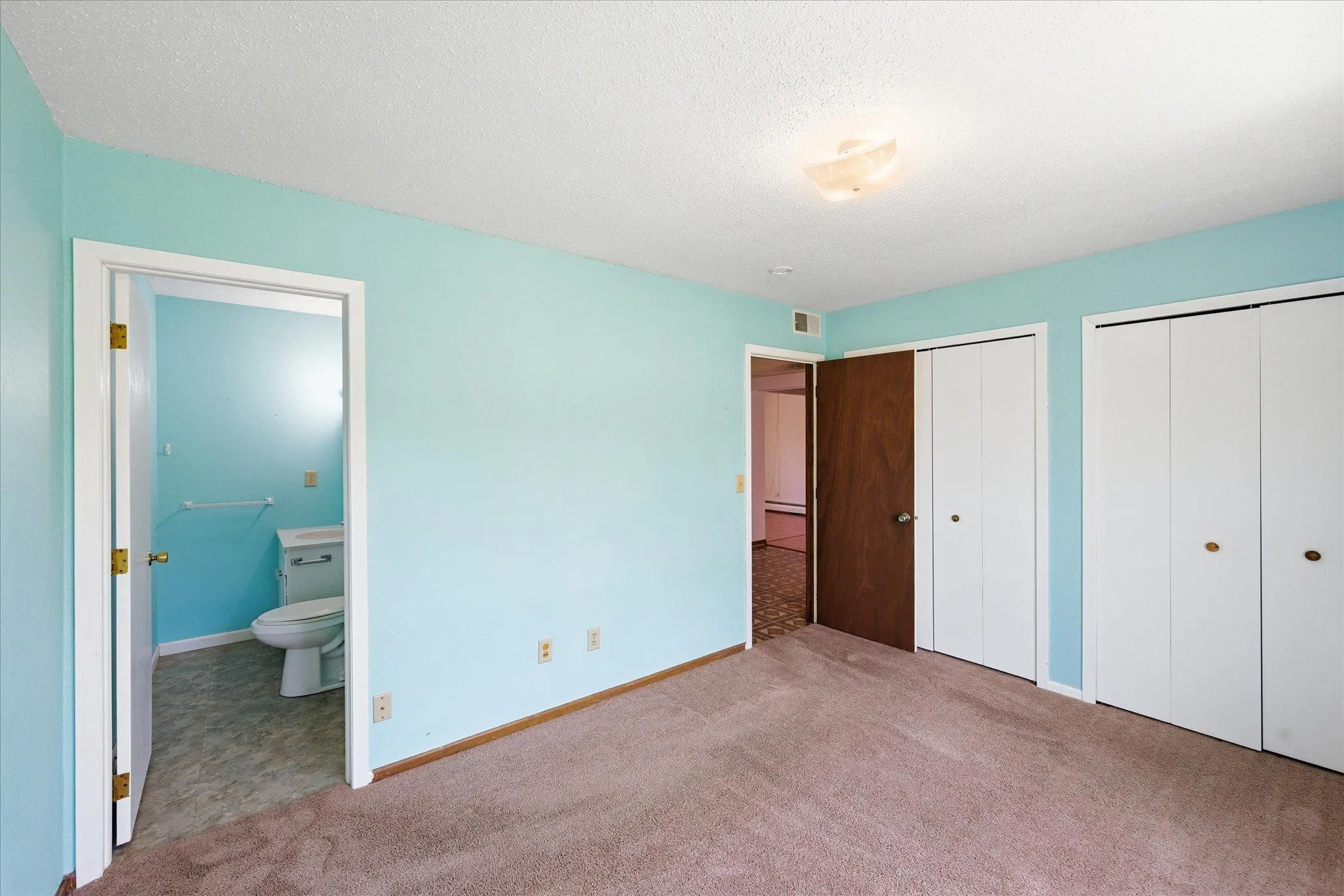 Photo 19 of 6081 Paris N Avenue Unit B2
