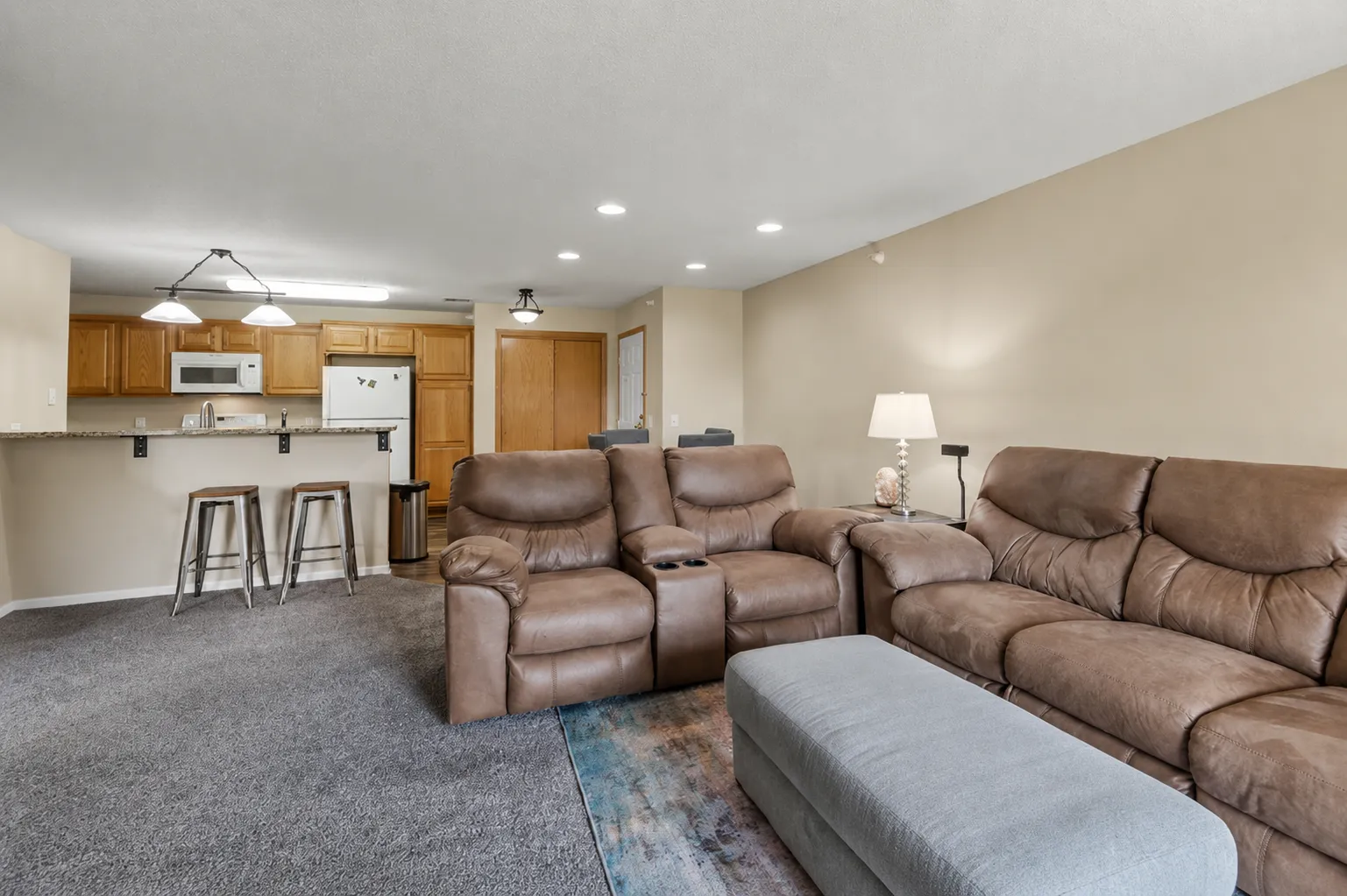 Photo 6 of 15631 Linnet Nw Street Unit 3-202