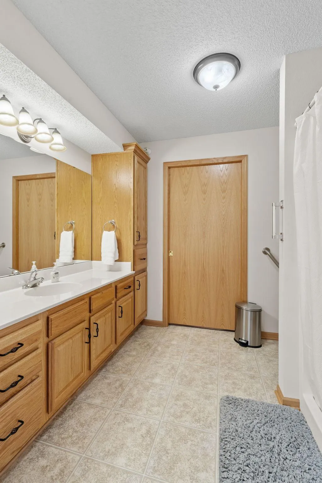 Photo 12 of 15631 Linnet Nw Street Unit 3-202