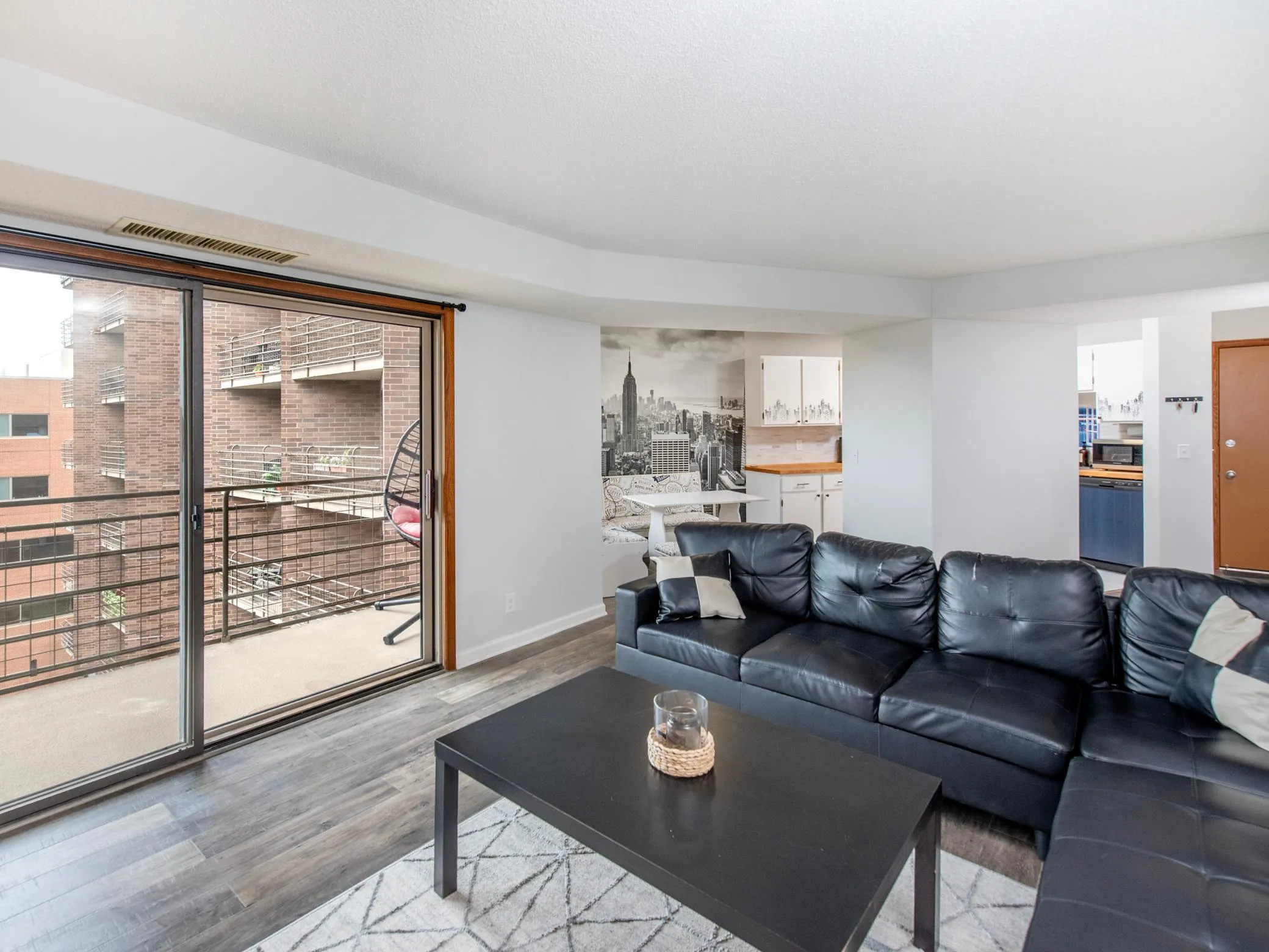 Photo 9 of 26 10th W Street Unit 709