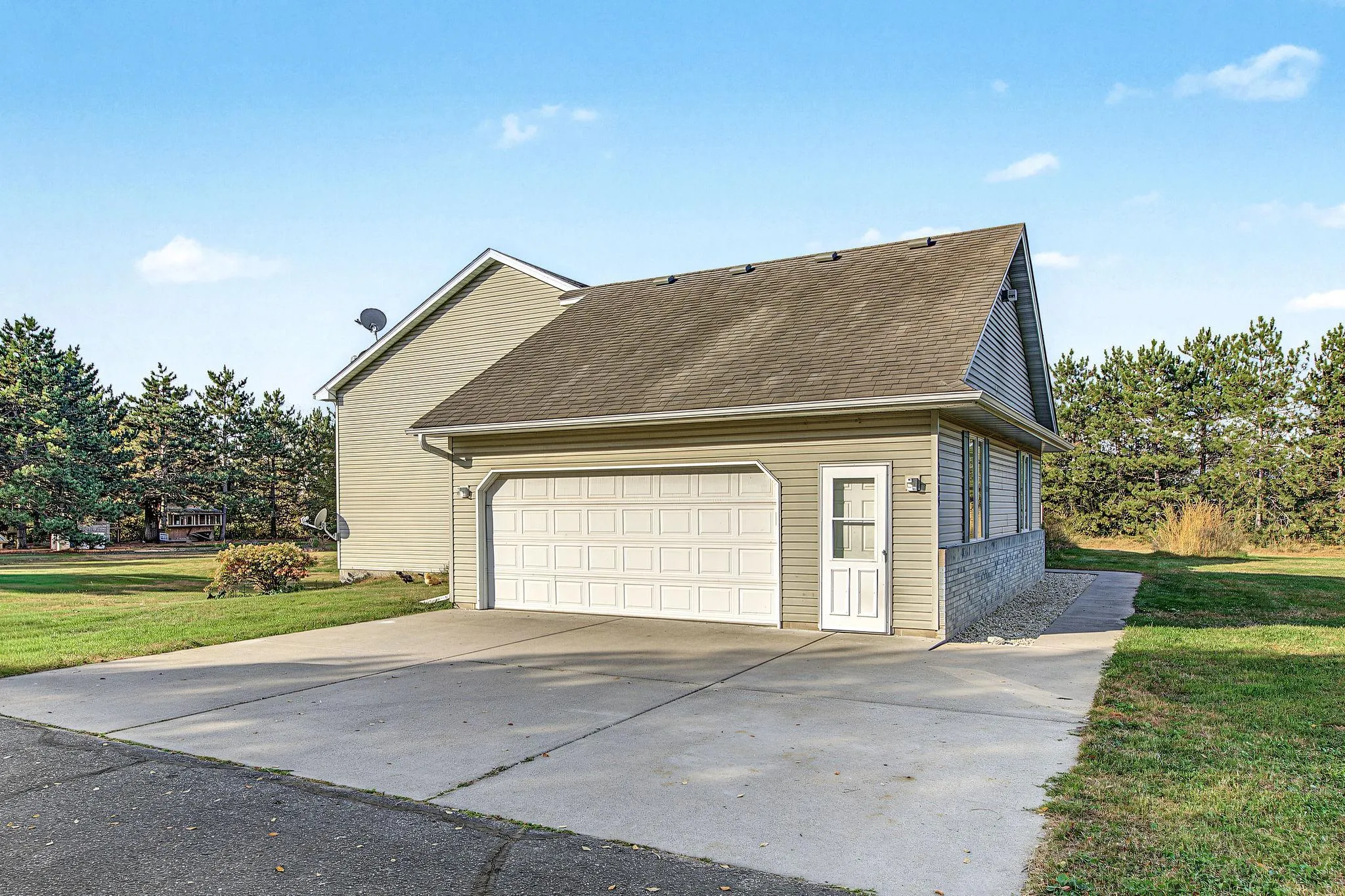 Photo 11 of 10095 367th Street