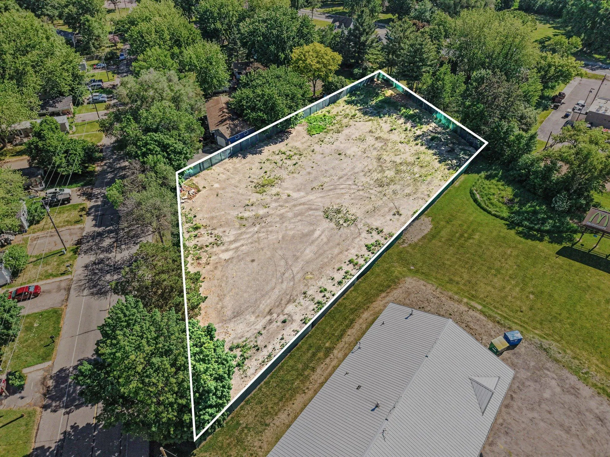 Photo 6 of 30041 Redfield Blvd