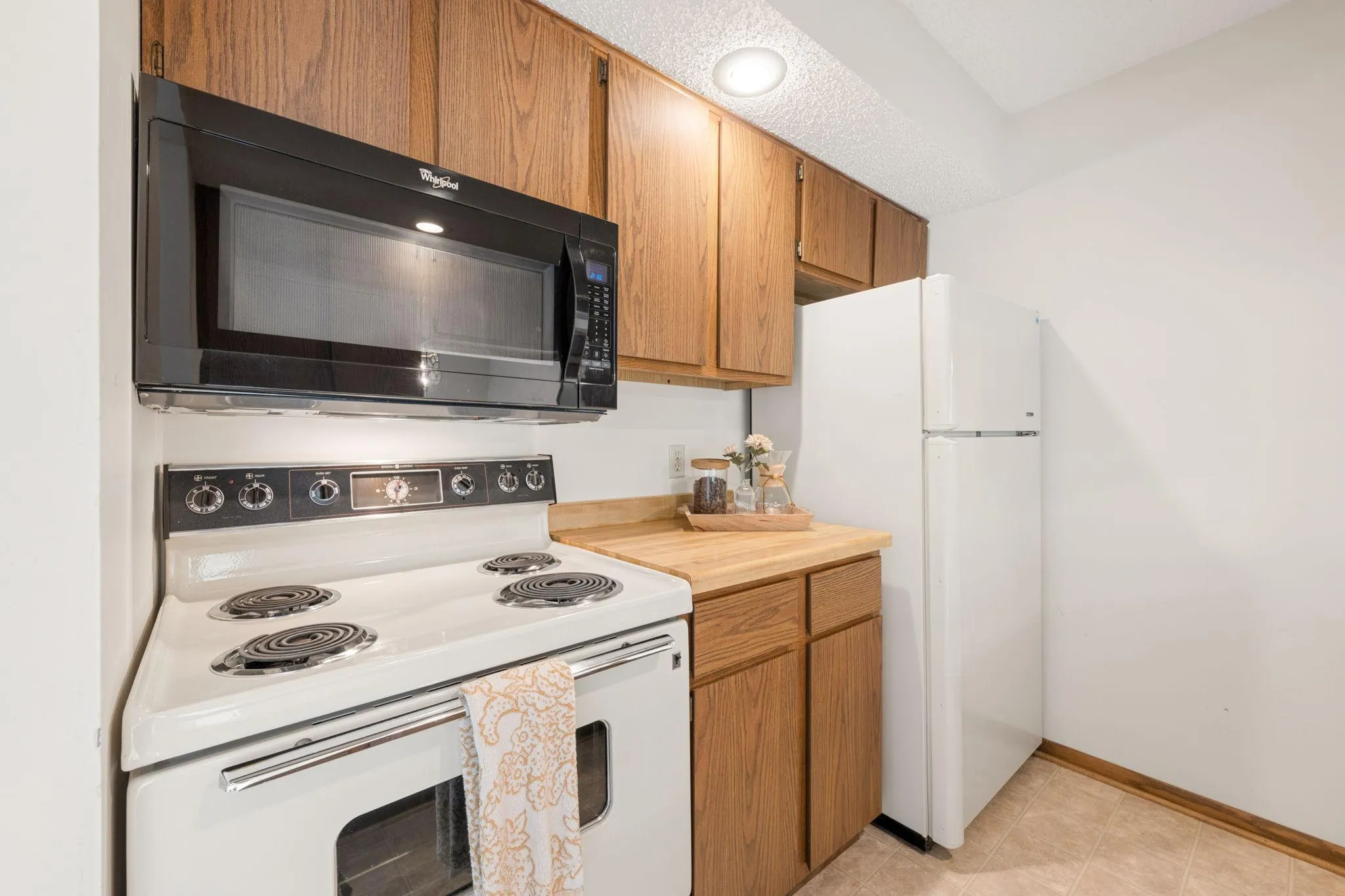 Photo 10 of 336 W 5th Street