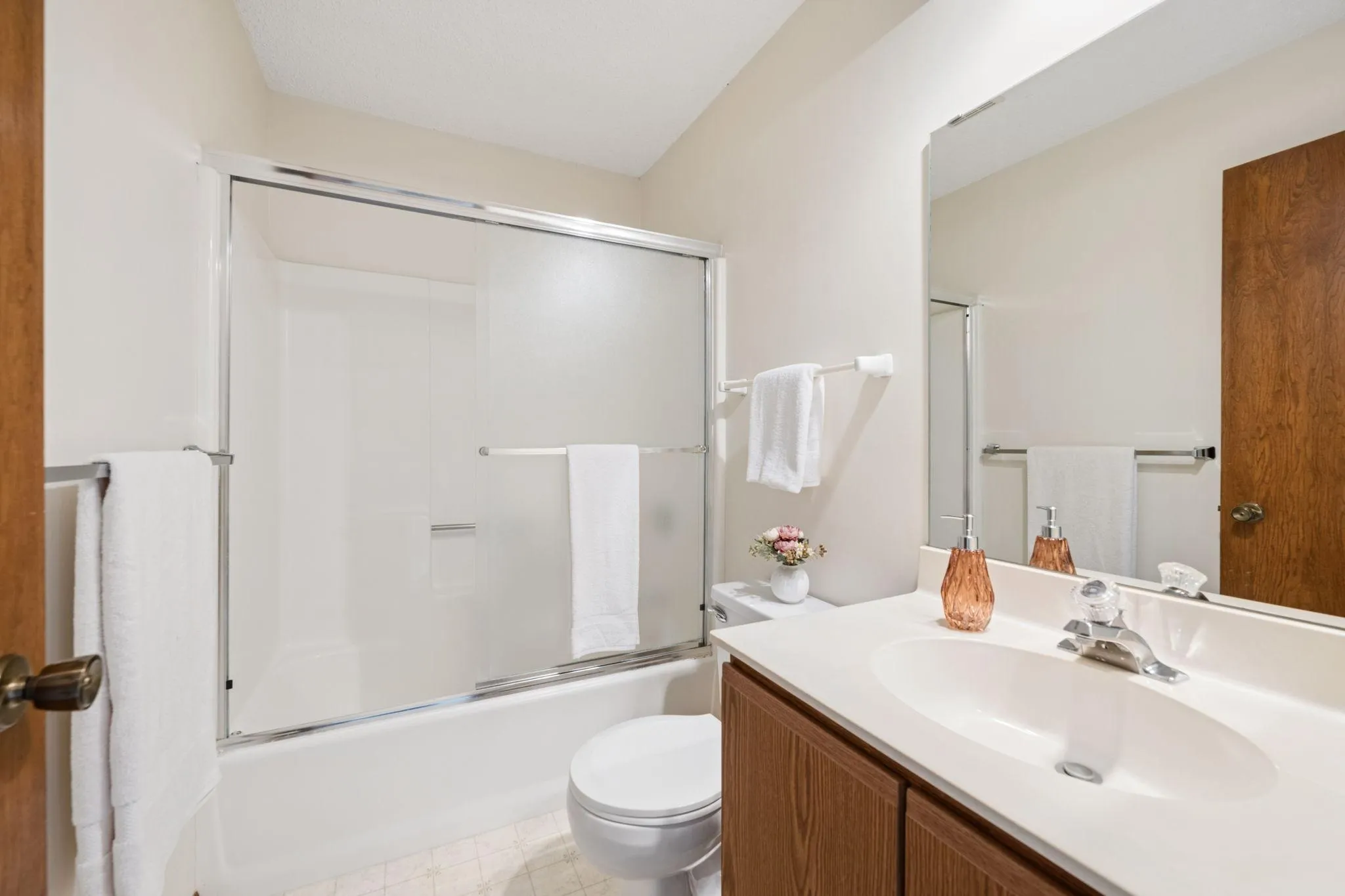 Photo 14 of 336 W 5th Street