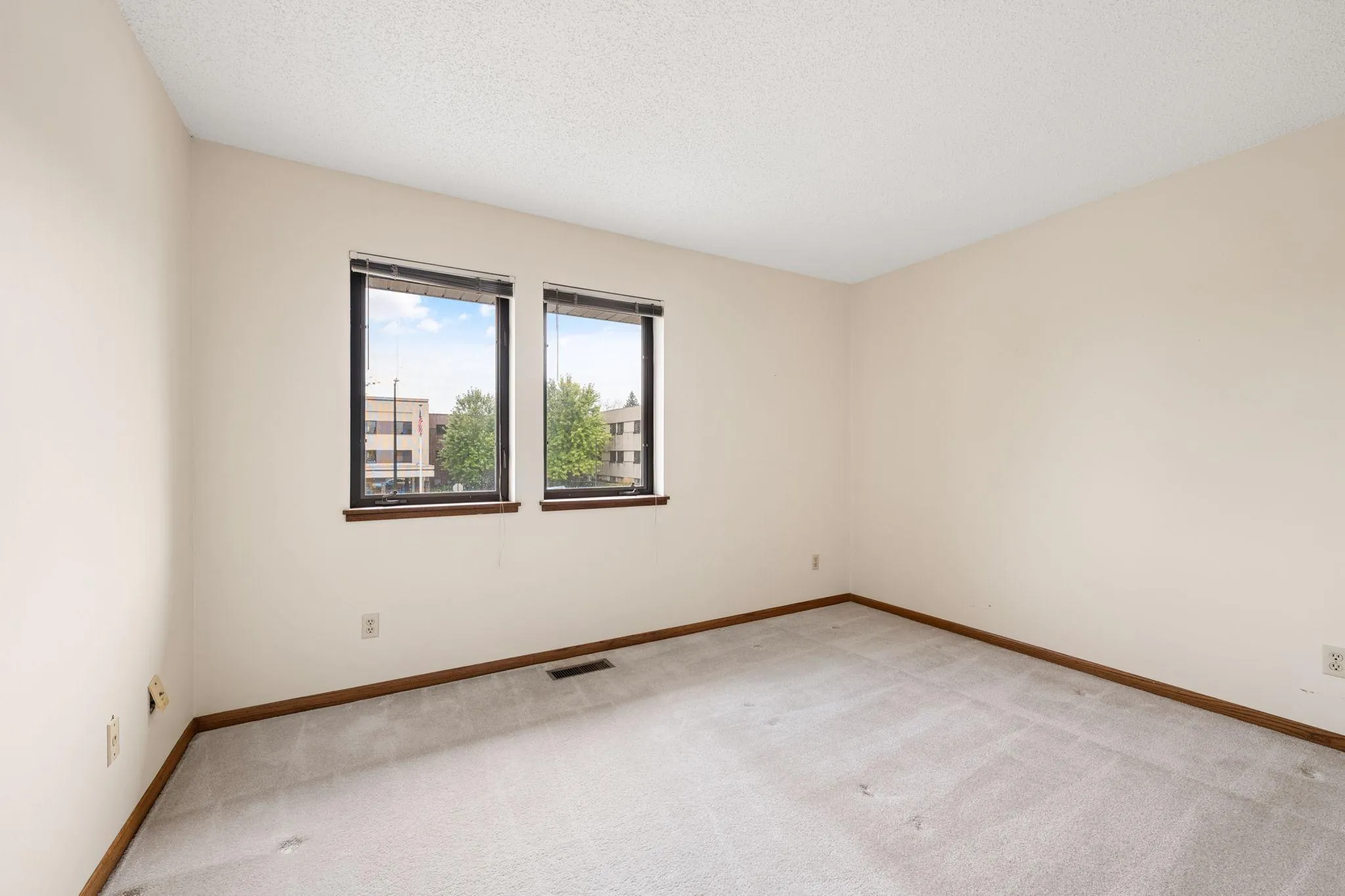 Photo 16 of 336 W 5th Street