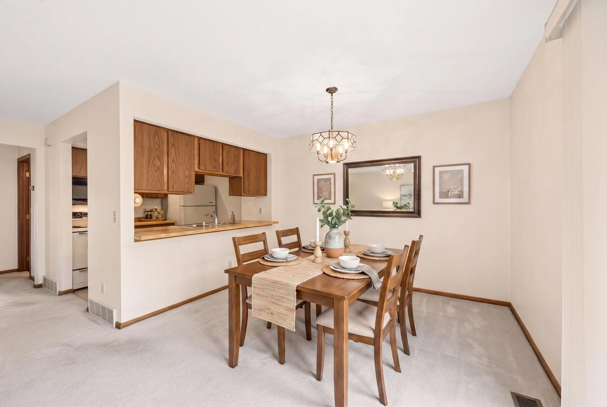 Photo 6 of 336 W 5th Street