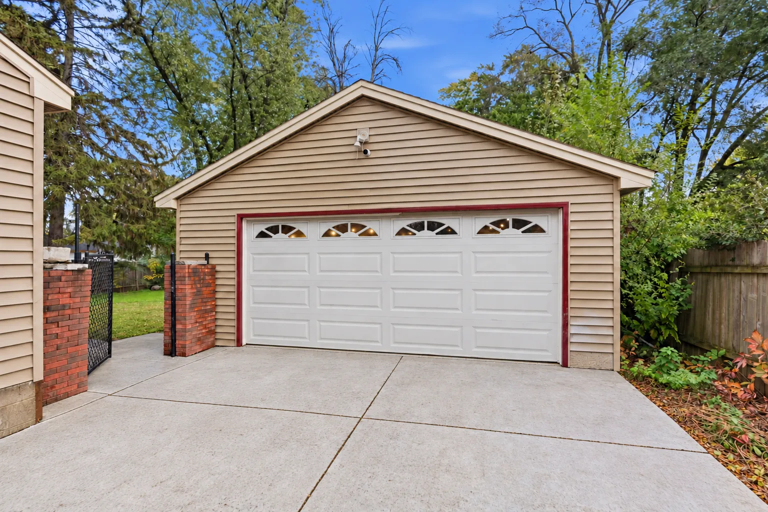 Photo 18 of 8207 3rd S Avenue
