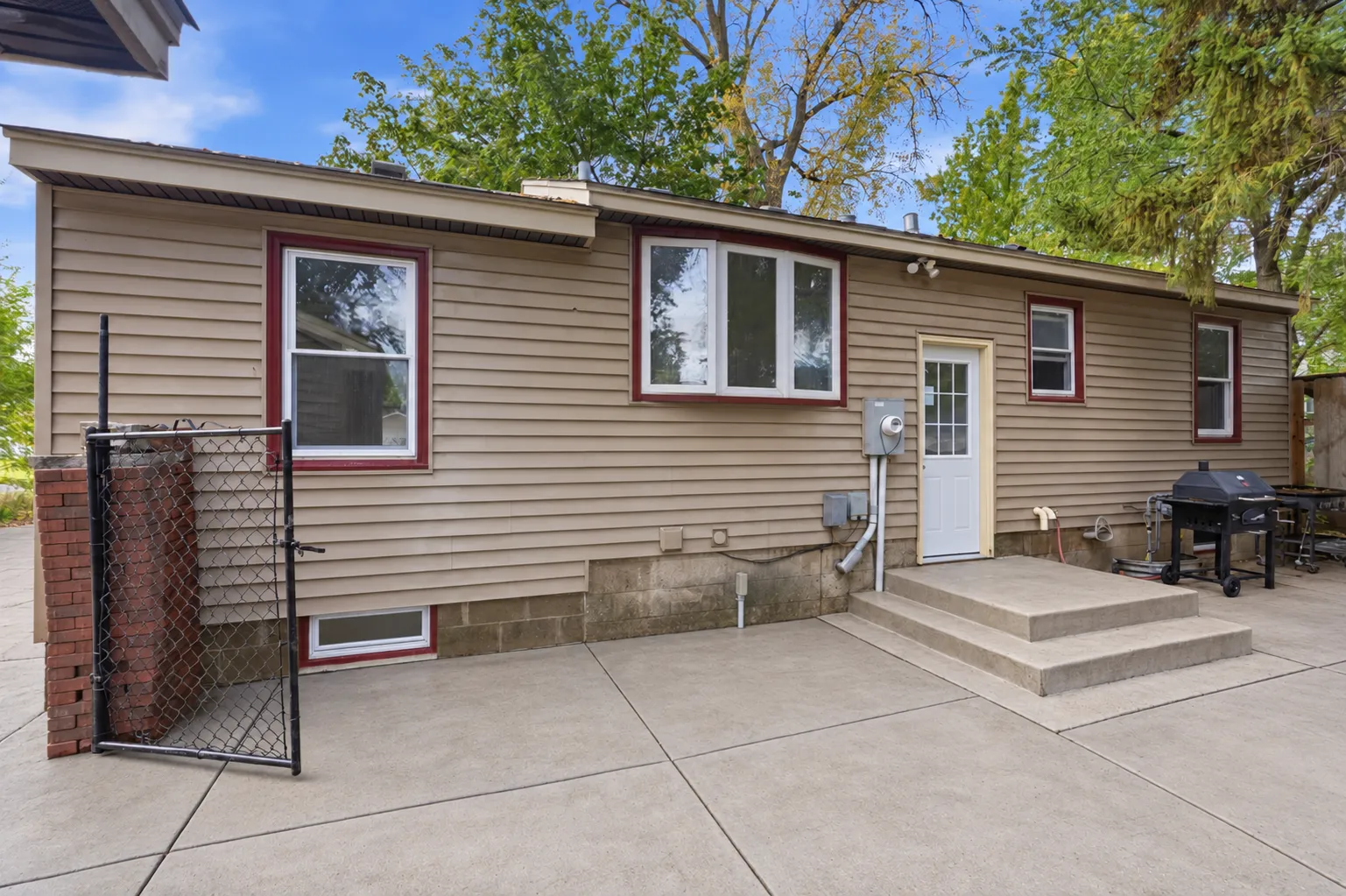 Photo 19 of 8207 3rd S Avenue
