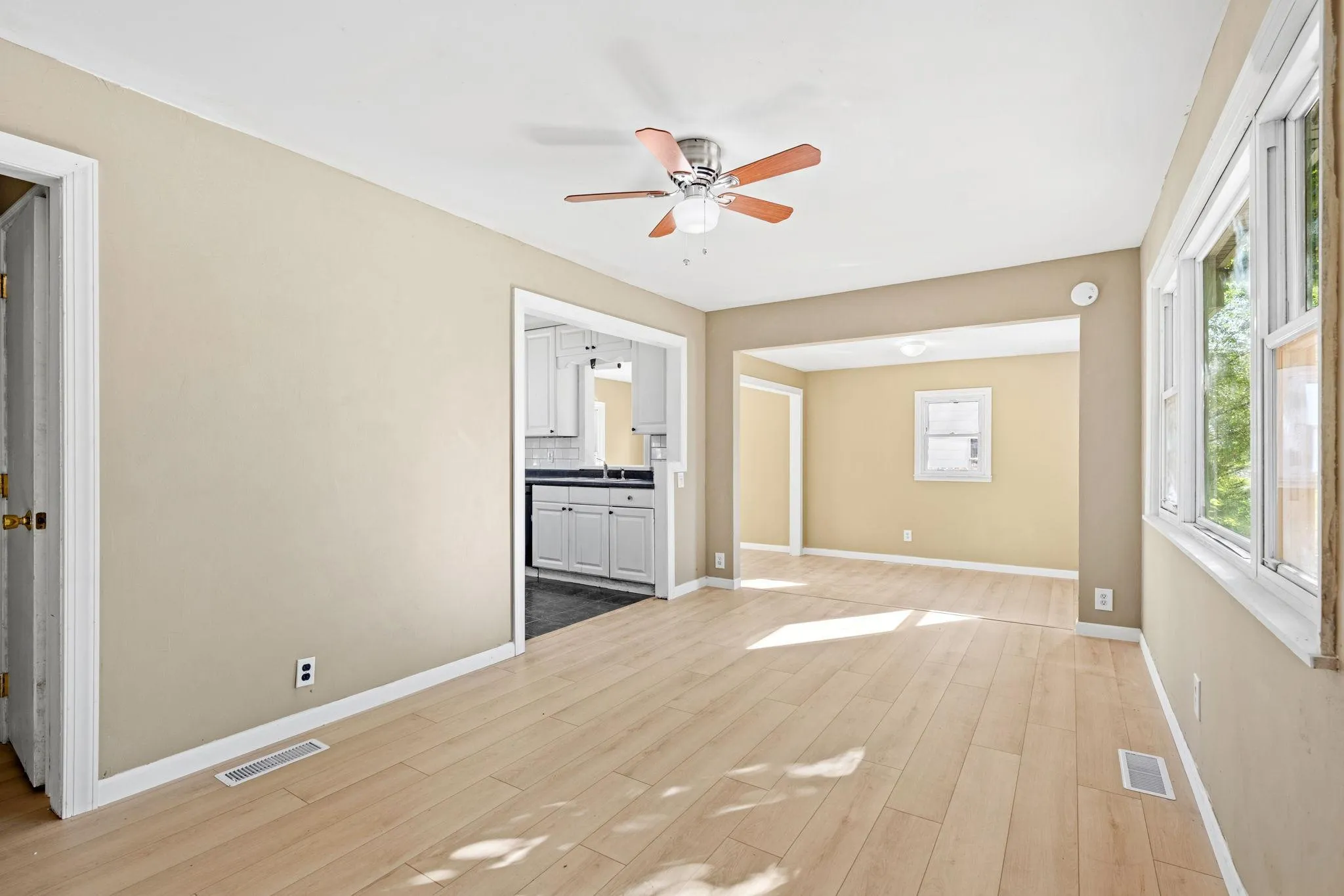Photo 5 of 8207 3rd S Avenue