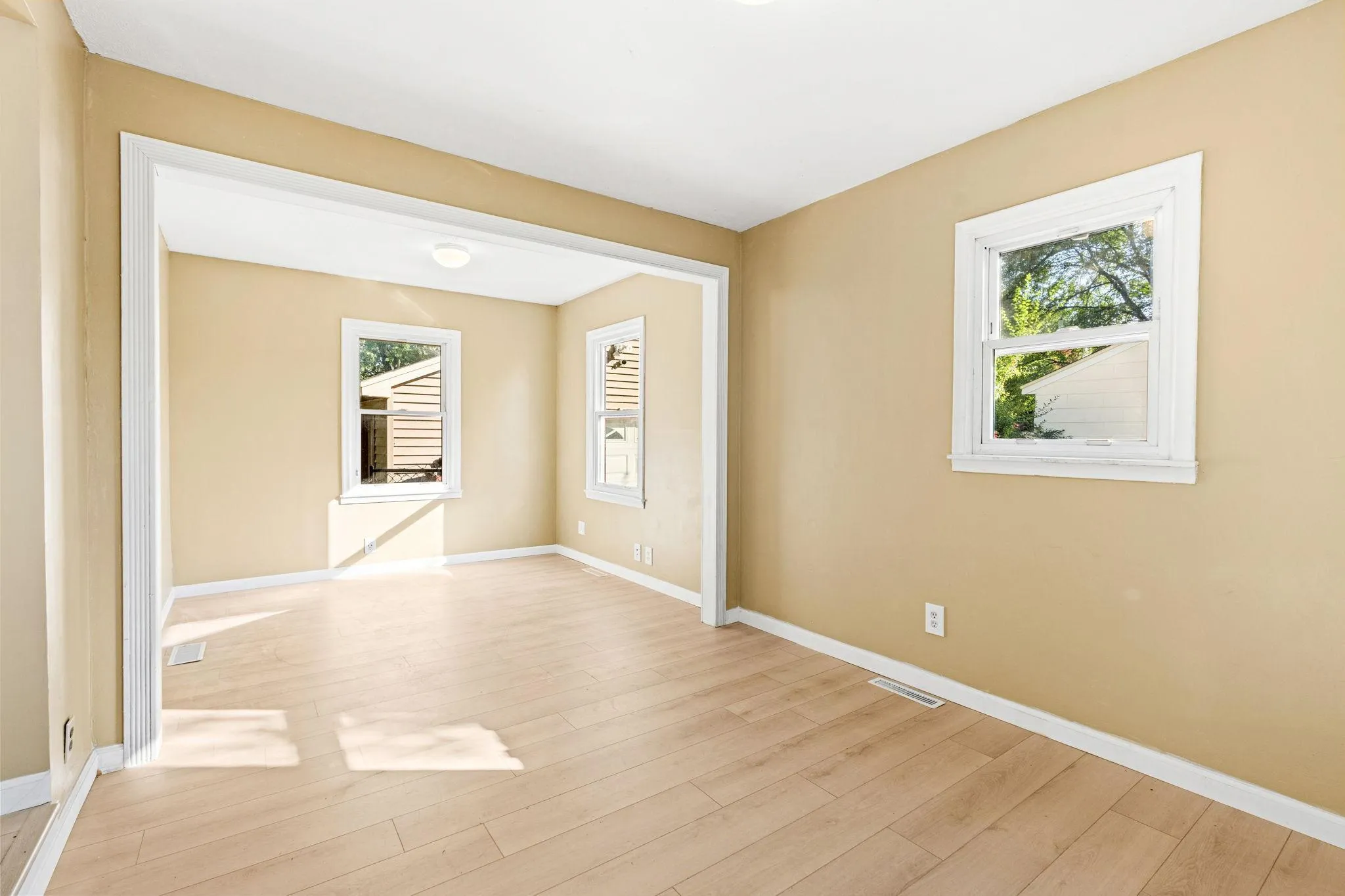 Photo 10 of 8207 3rd S Avenue