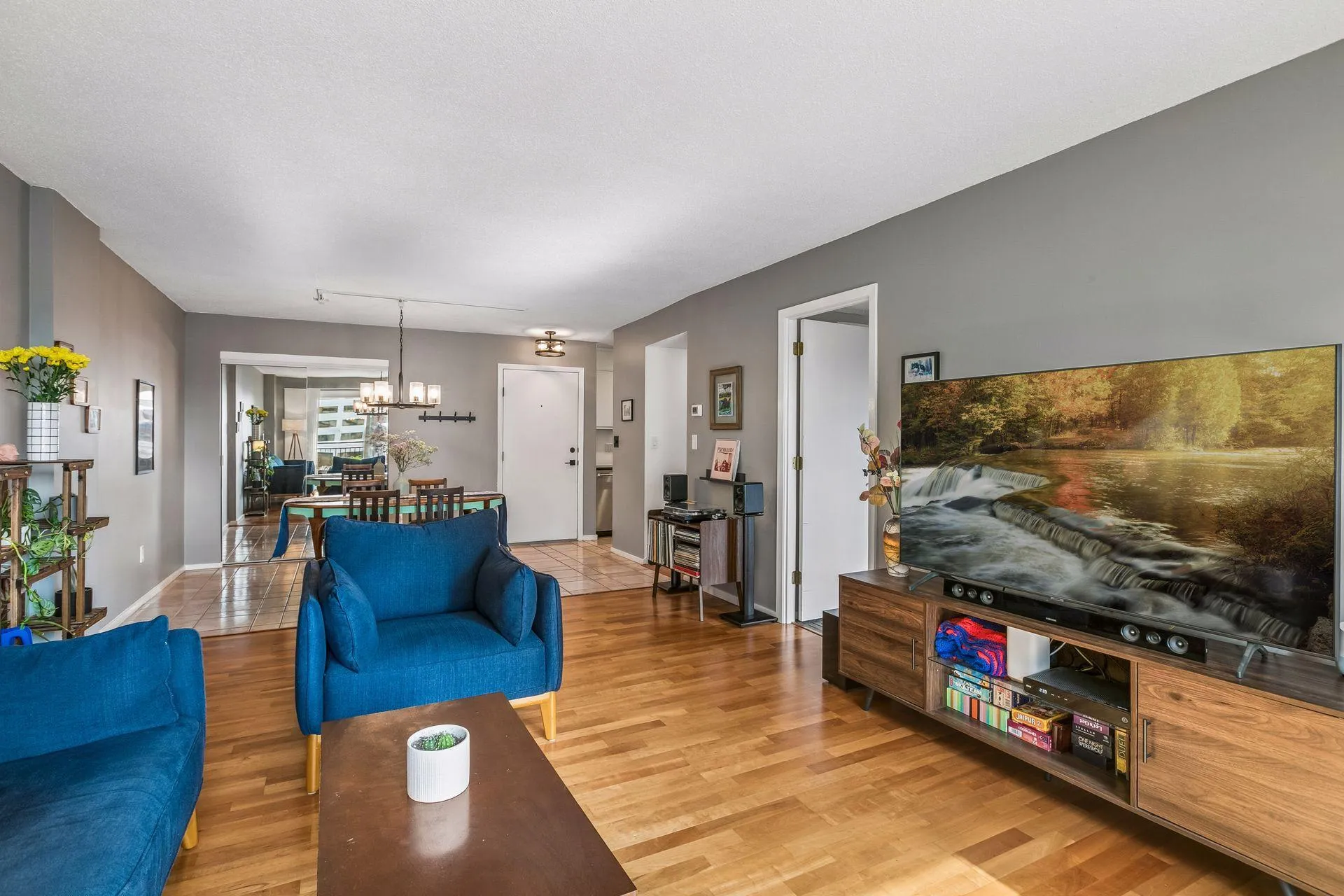 Photo 9 of 1200 Nicollet Mall Unit 911