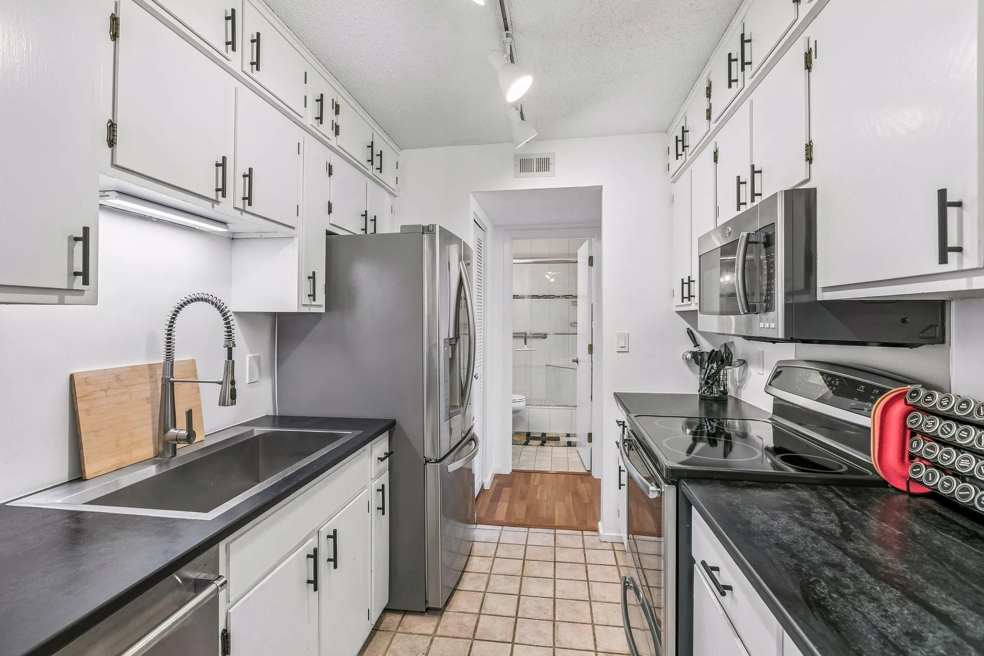 Photo 15 of 1200 Nicollet Mall Unit 911