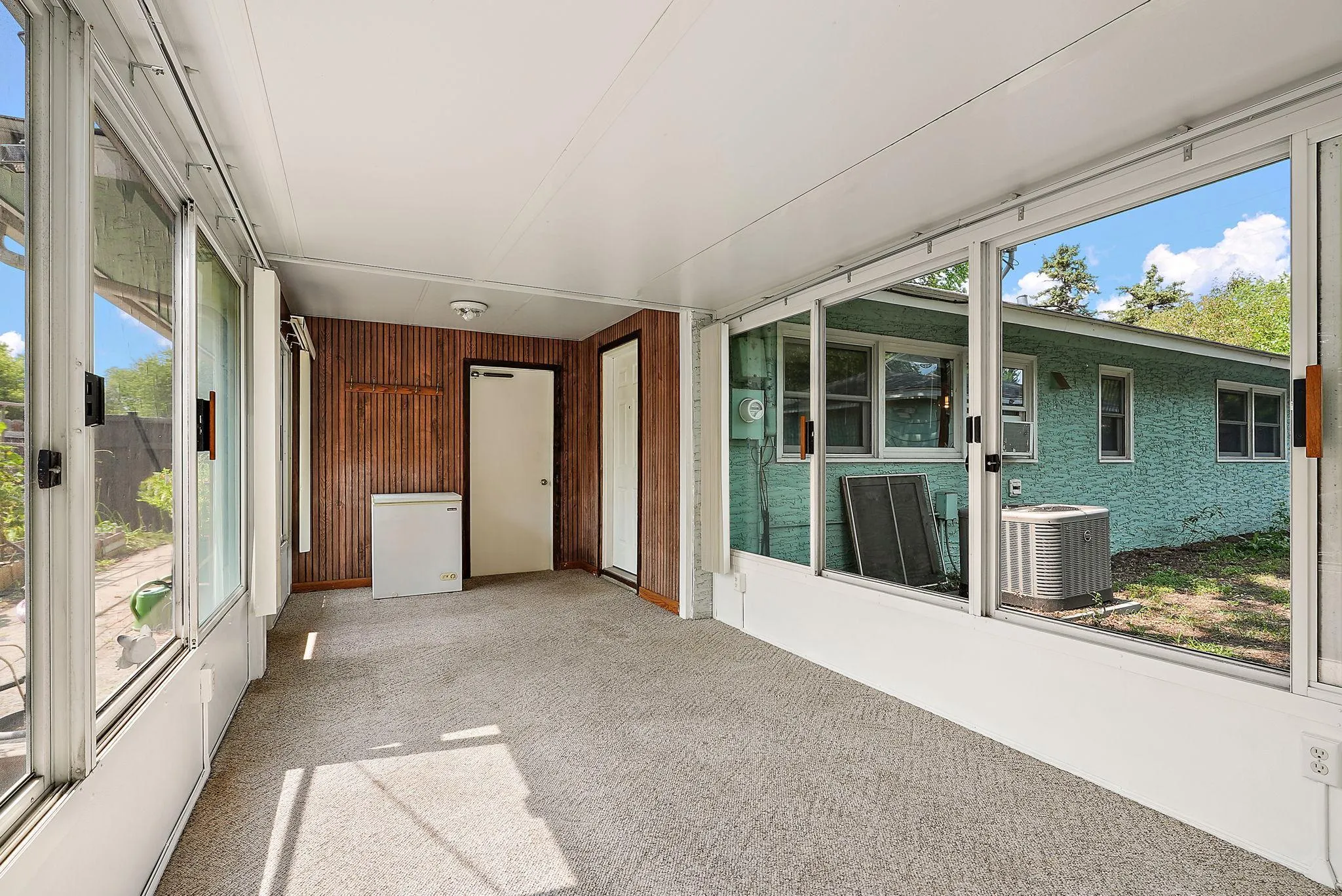 Photo 20 of 8043 5th Ne Street