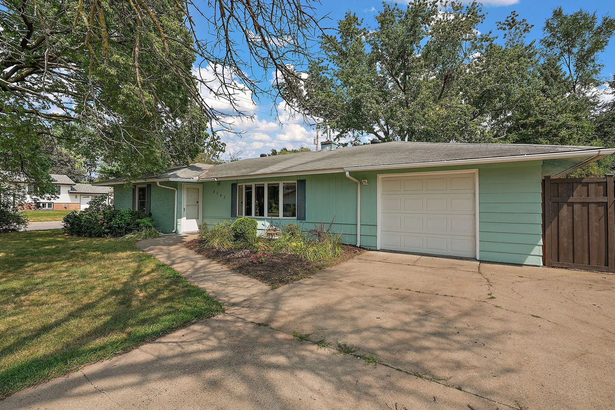 Photo 36 of 8043 5th Ne Street