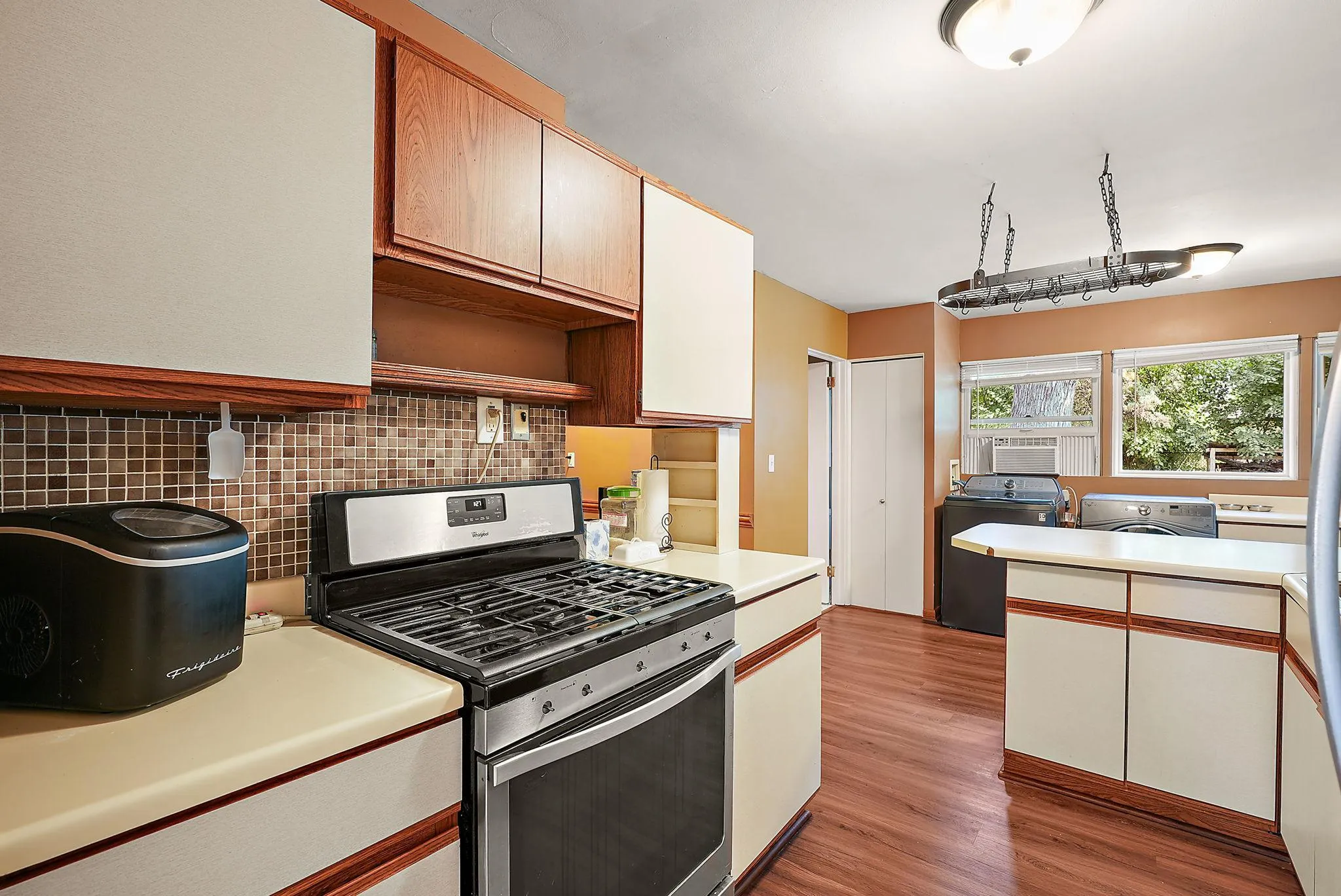 Photo 13 of 8043 5th Ne Street