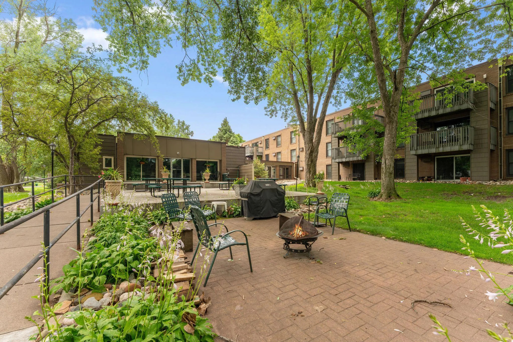 Photo 22 of 2800 Hamline N Avenue Unit 216